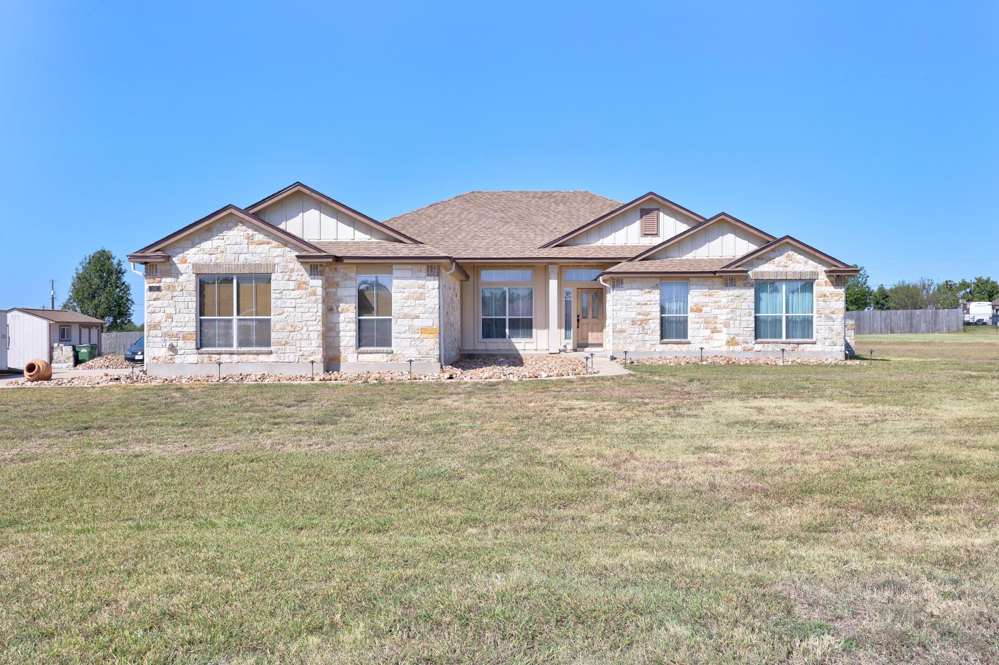 104 S Buckboard None, Liberty Hill, TX 78642 — photo 1