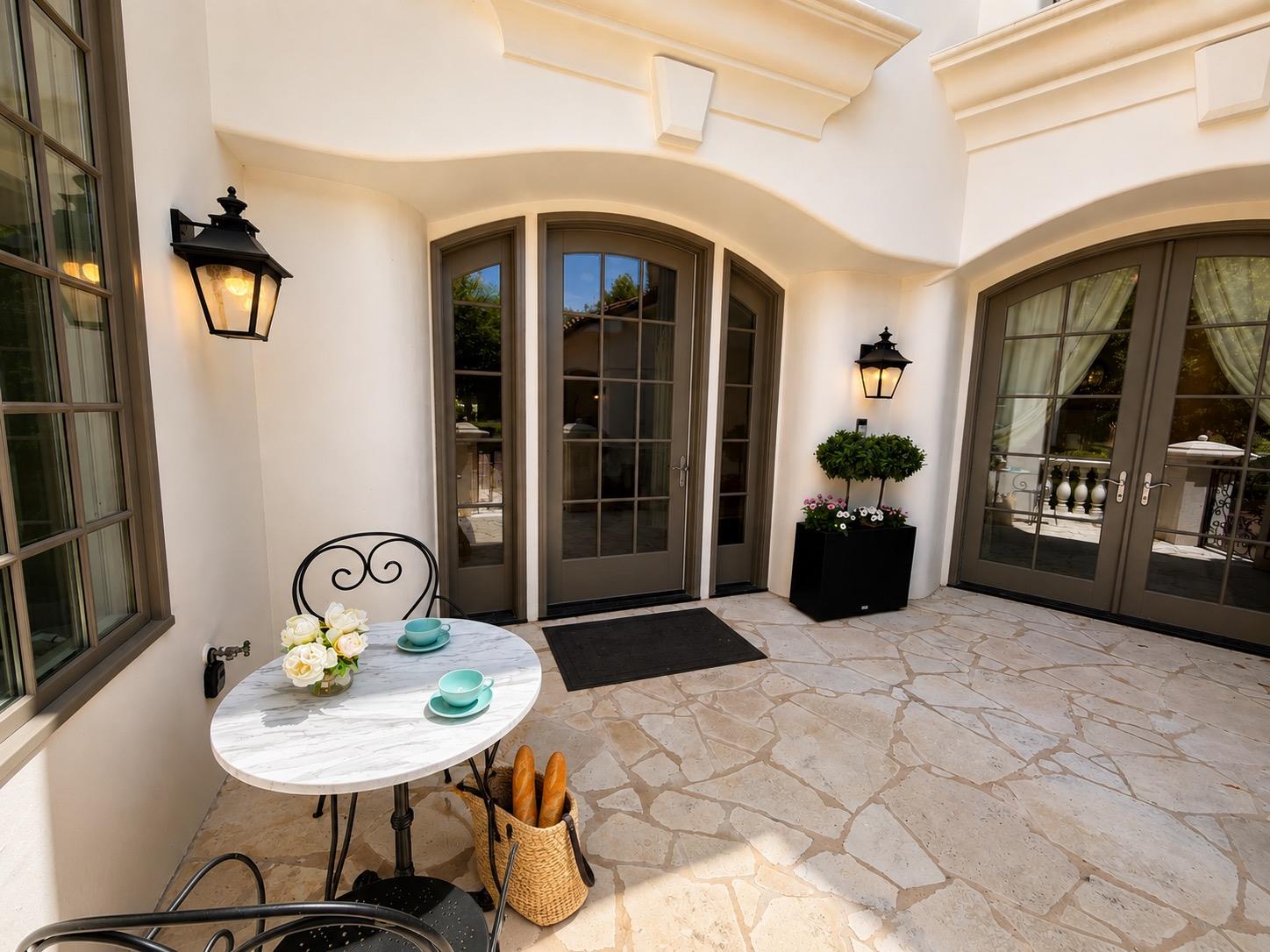 8734  Chalk Knoll Dr, Austin, TX 78735 — photo 1