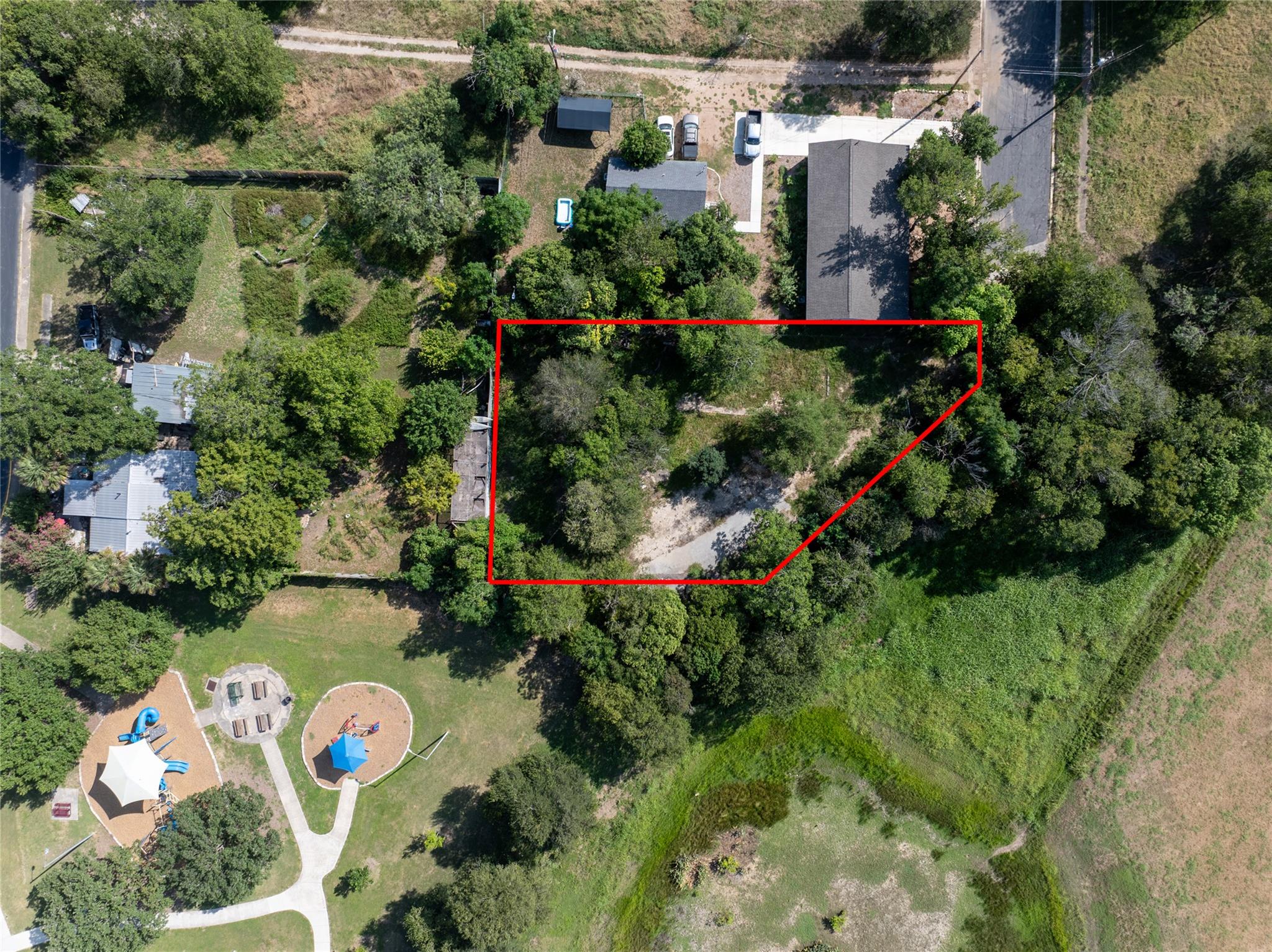 734  Valley St, San Marcos, TX 78666 — photo 1