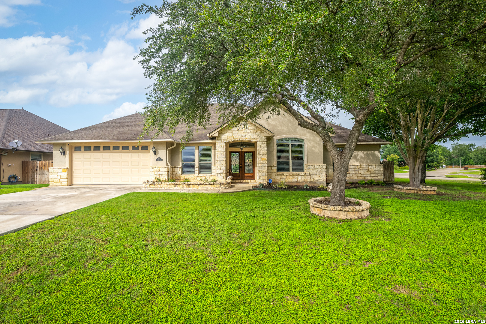 130 ROCK DOVE LN, McQueeney, TX 78123 — photo 1