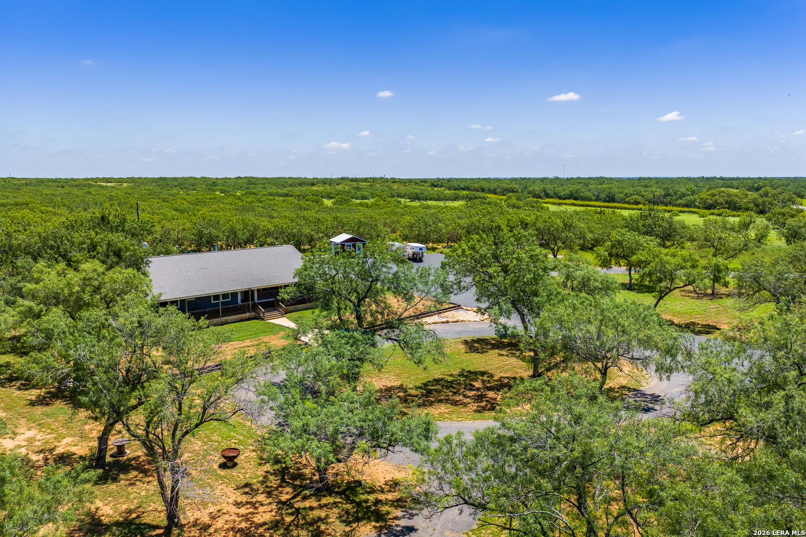 15599 E Highway 85 & Carnes, Pearsall, TX 78061 — photo 1