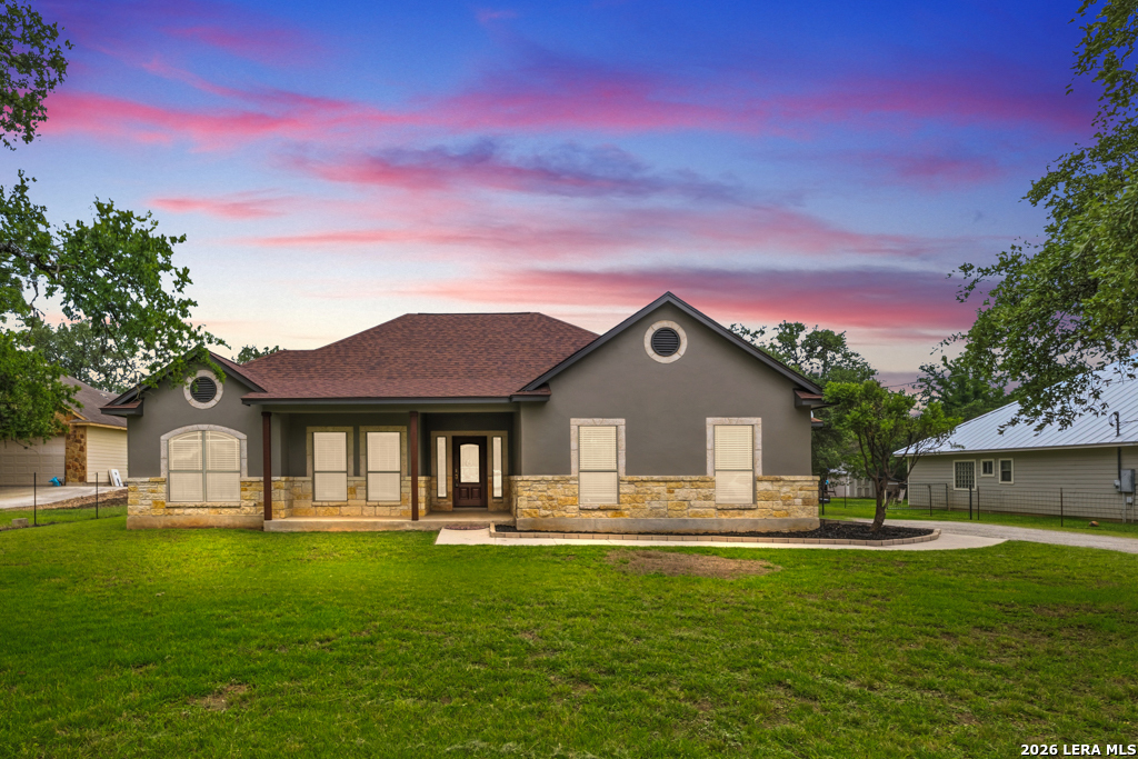 1211 MOSSY HOLLOW, Spring Branch, TX 78070 — photo 1