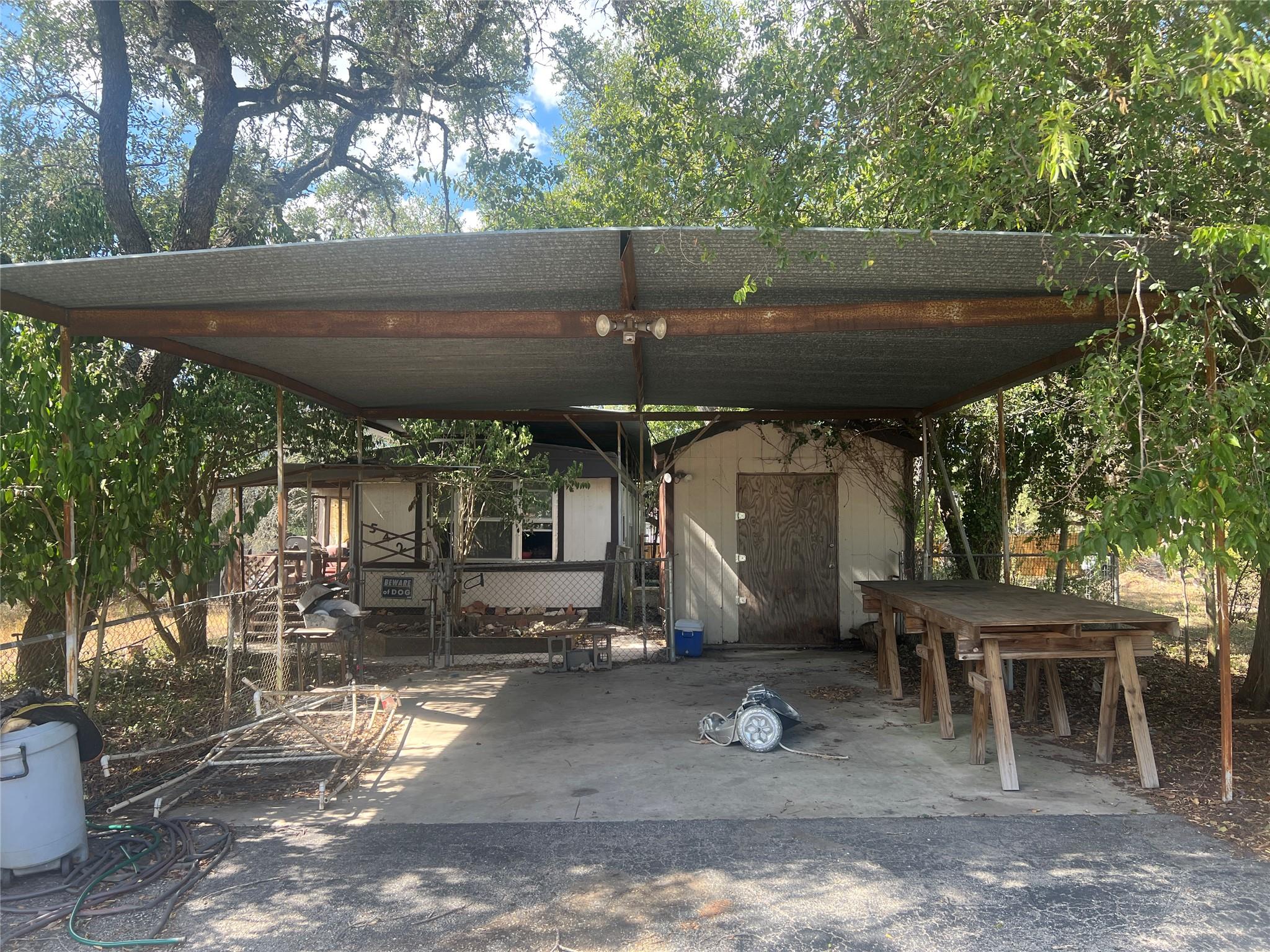 542  Flintstone Dr, Canyon Lake, TX 78133 — photo 1