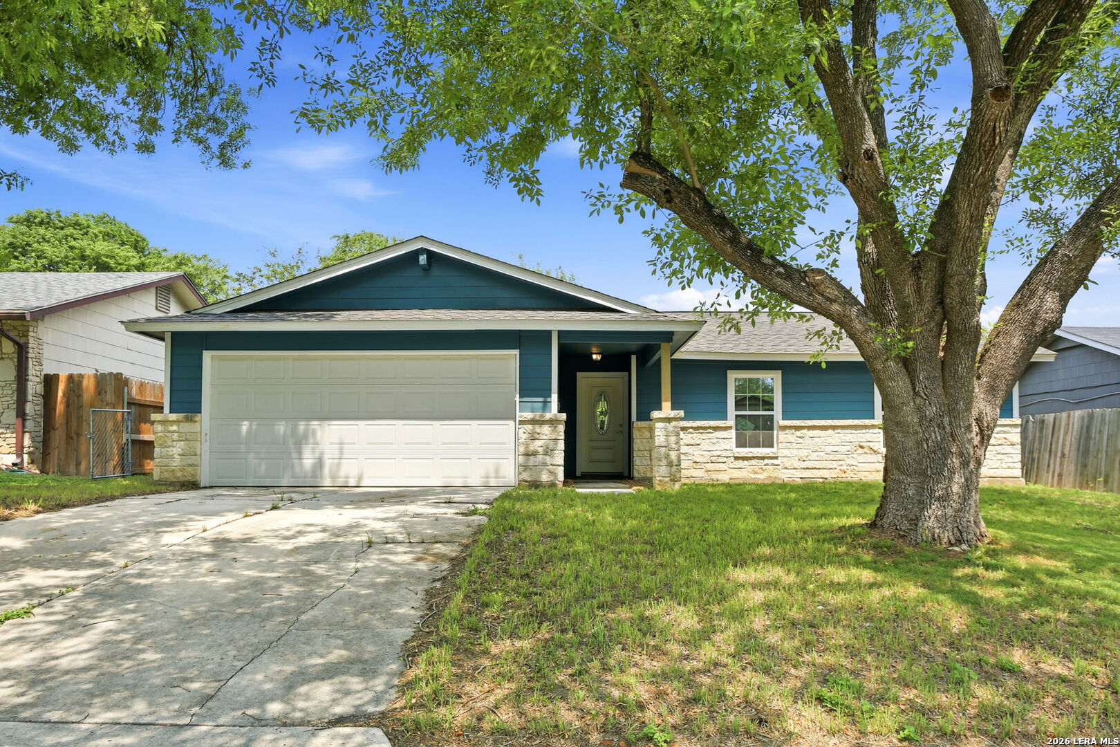 8434 Glen Shadow, San Antonio, TX 78239 — photo 1