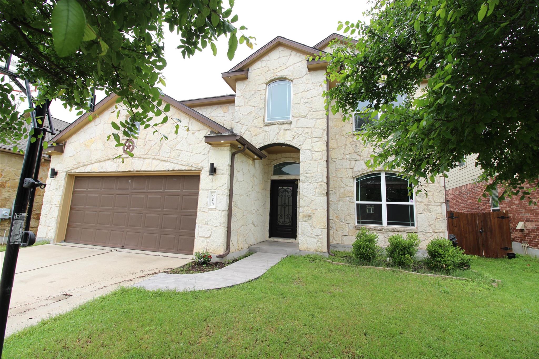 606  Spanish Mustang Dr, Cedar Park, TX 78613 — photo 1