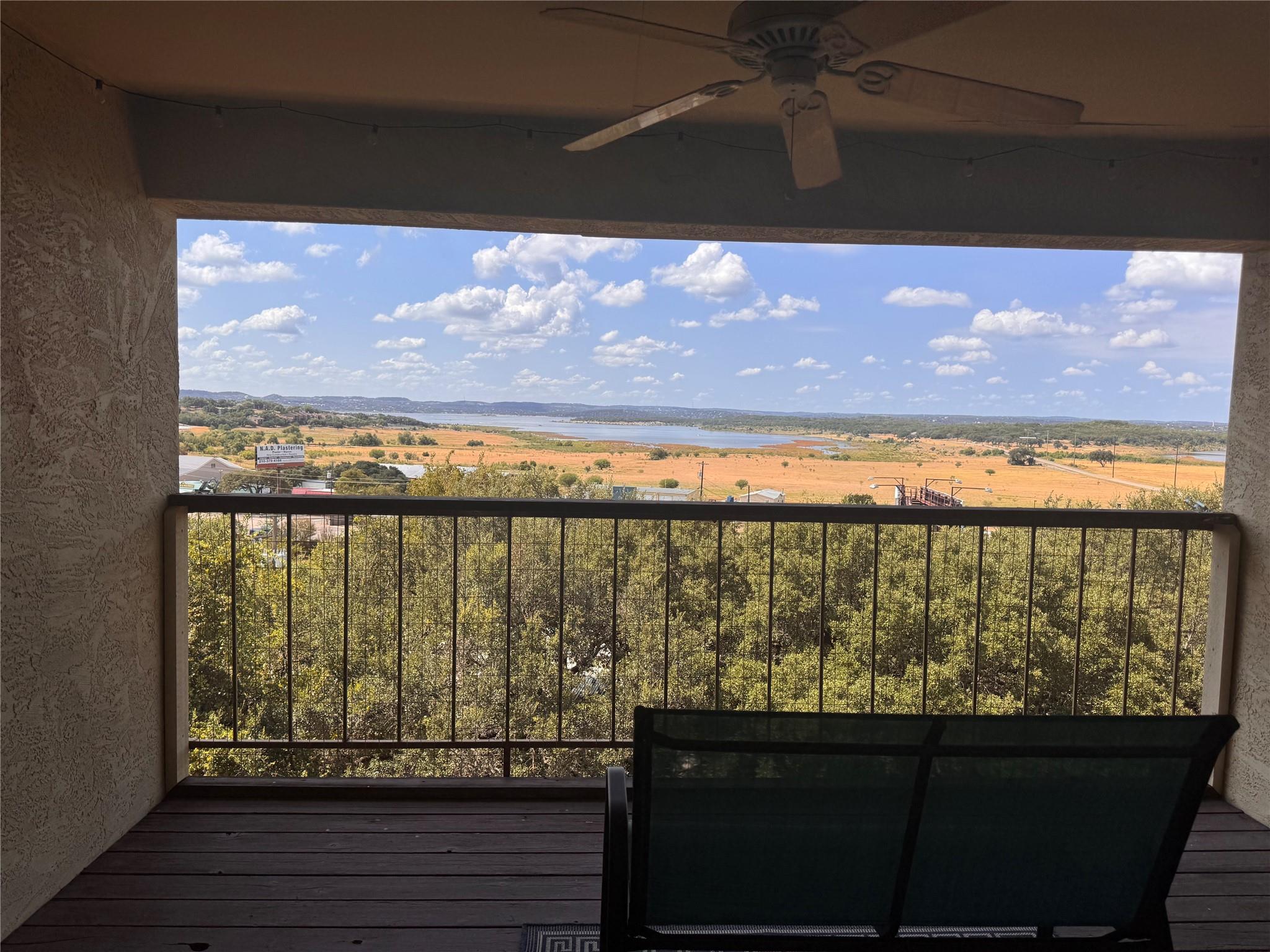 1256  Cougar Dr  #6, Canyon Lake, TX 78133 — photo 1