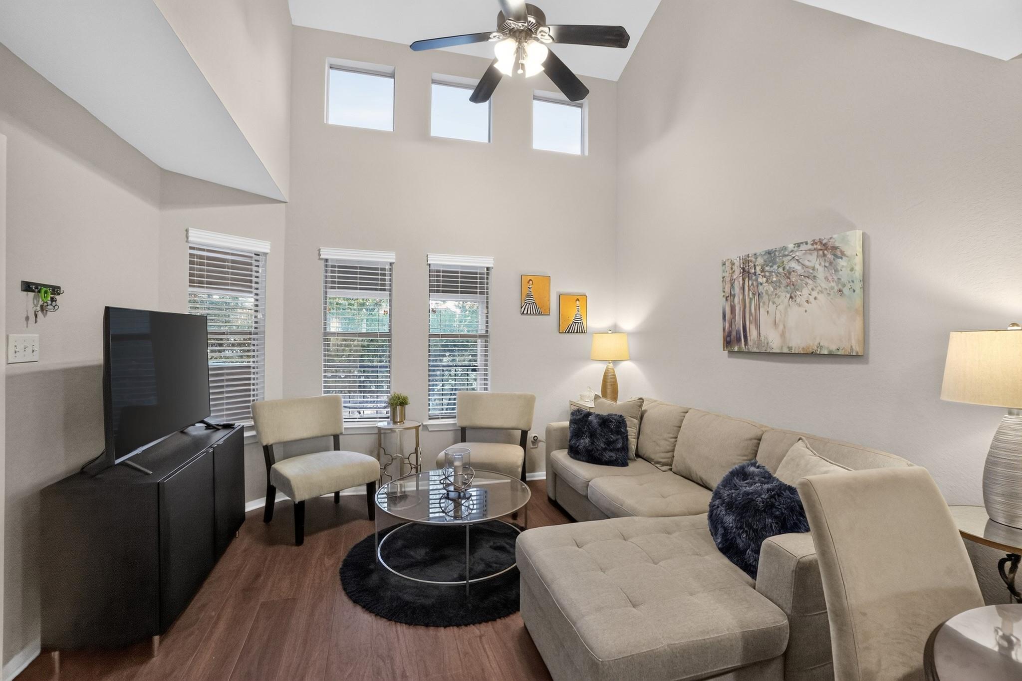 2104 Cullen Ave #7-211, Austin, TX 78757 — photo 1