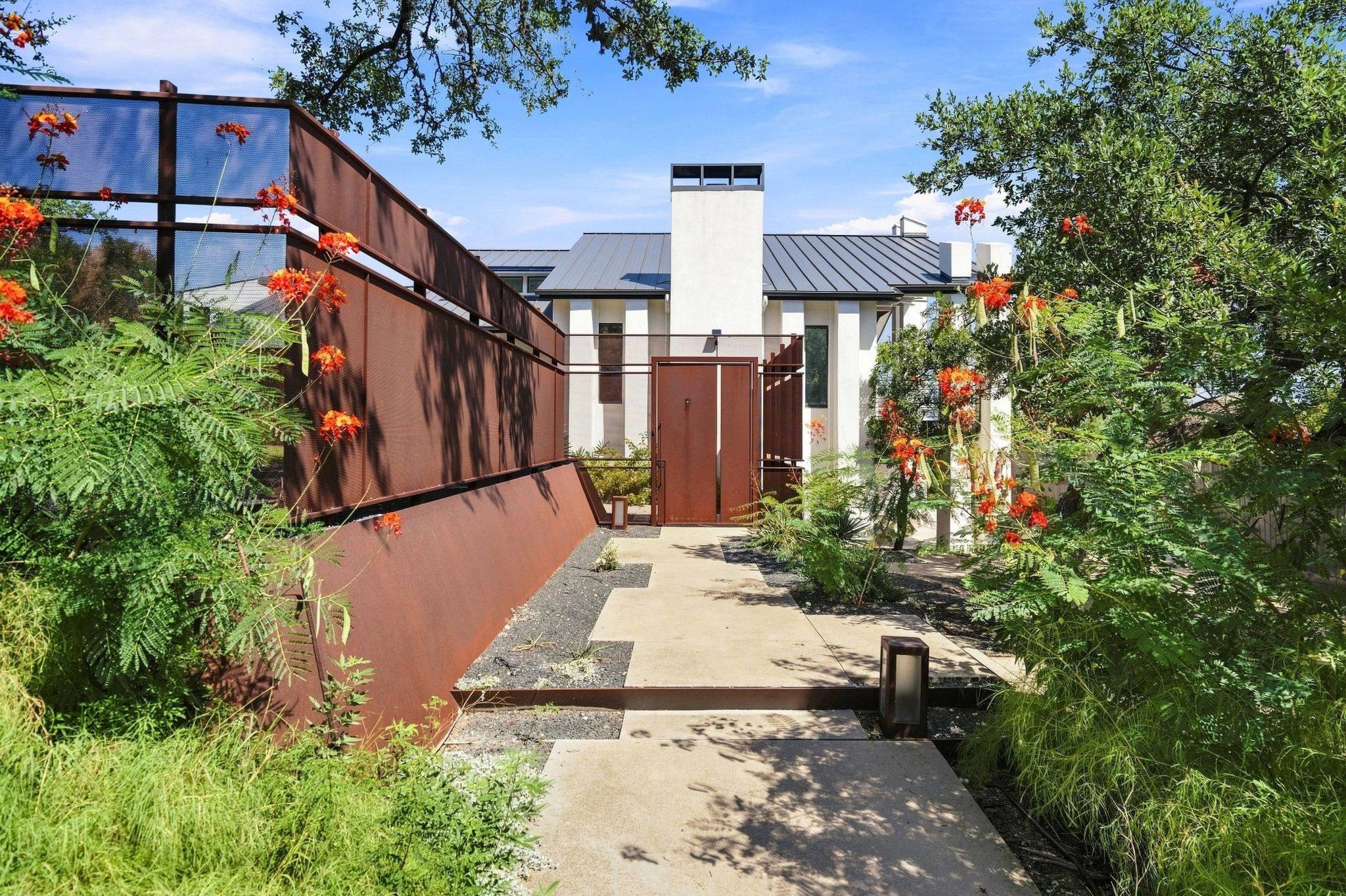 2100 Headwater Ln, Austin, TX 78746 — photo 1