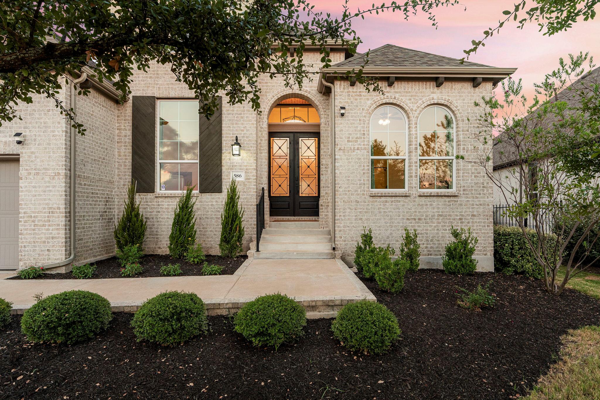 586 Two Creeks Ln, Austin, TX 78737 — photo 1