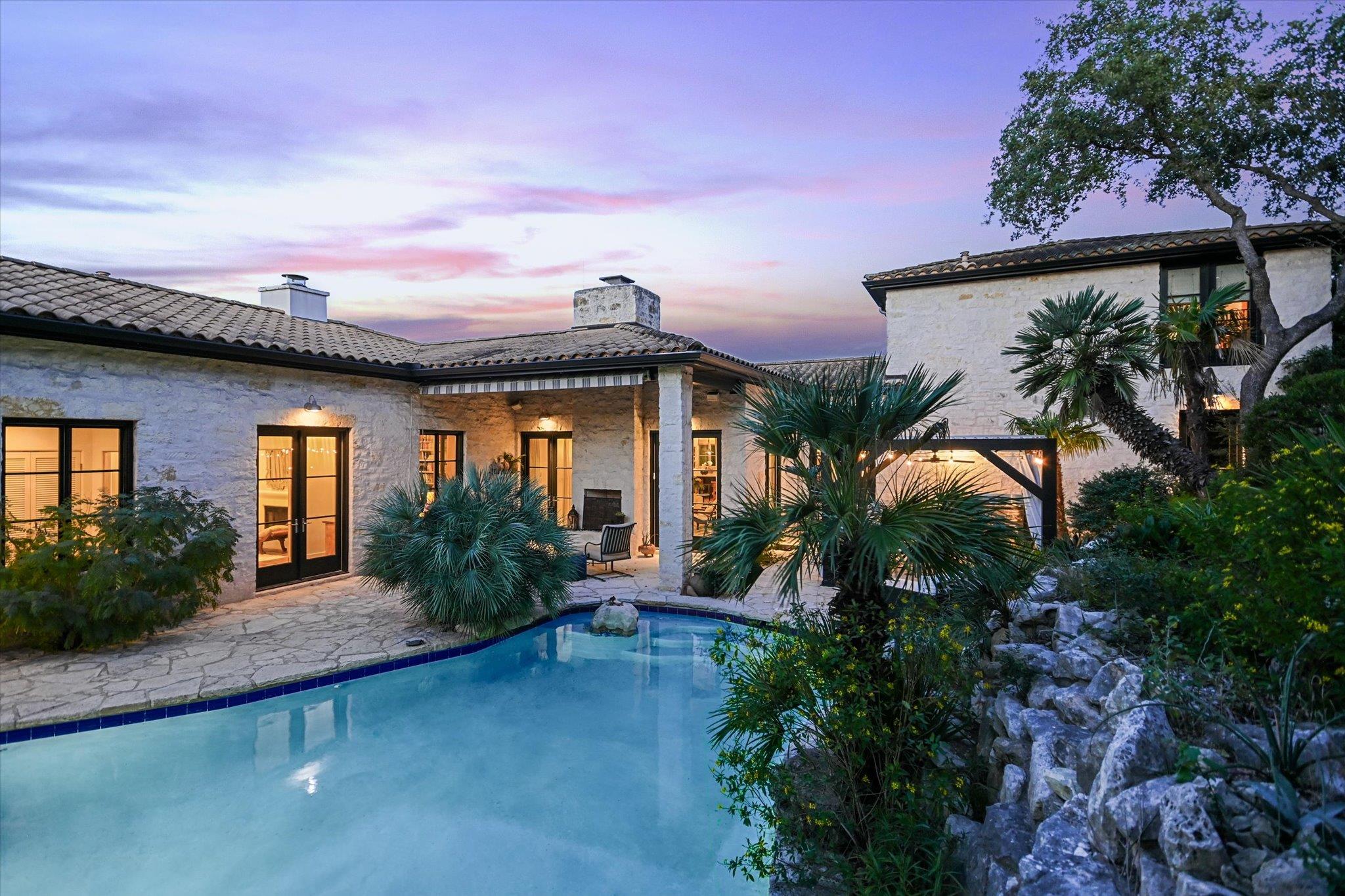 698  Windsong Trl, West Lake Hills, TX 78746 — photo 1