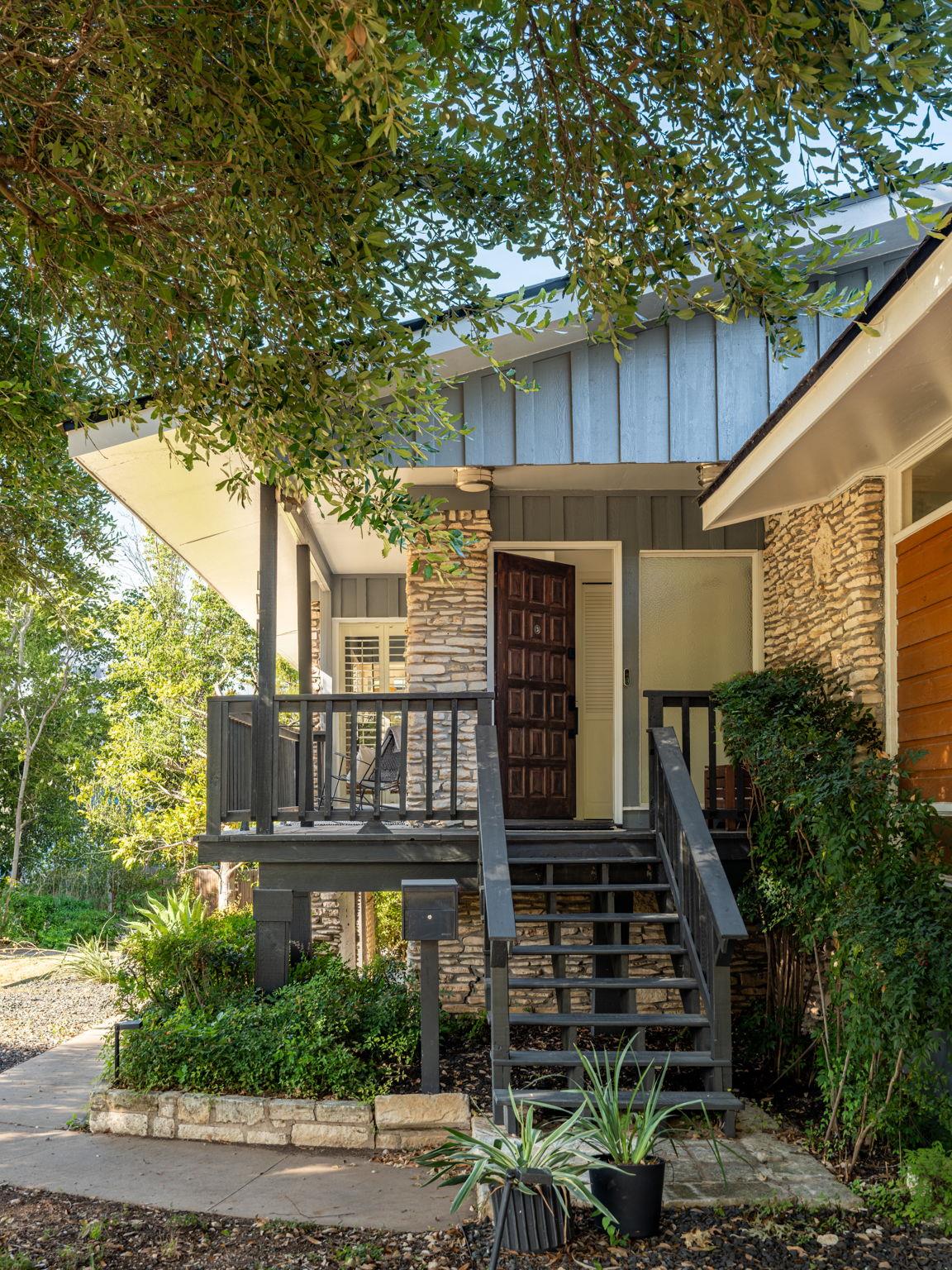 1712  McCoy Pl, Georgetown, TX 78626 — photo 1