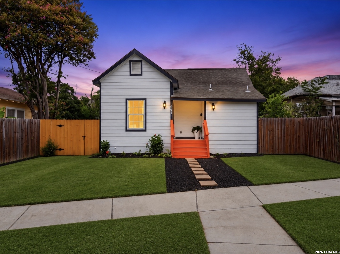 541 ARANSAS AVE, San Antonio, TX 78210 — photo 1