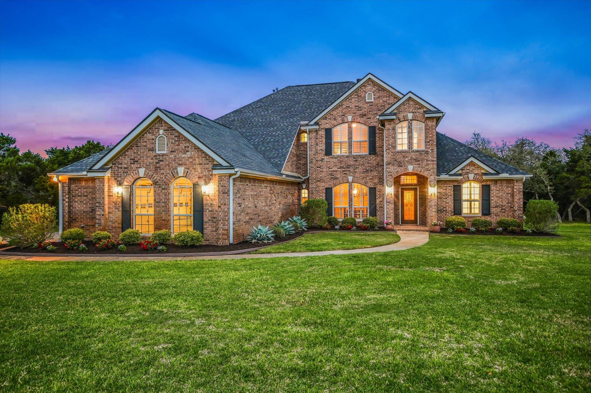 504  Saddlehorn Dr, Dripping Springs, TX 78620 — photo 1
