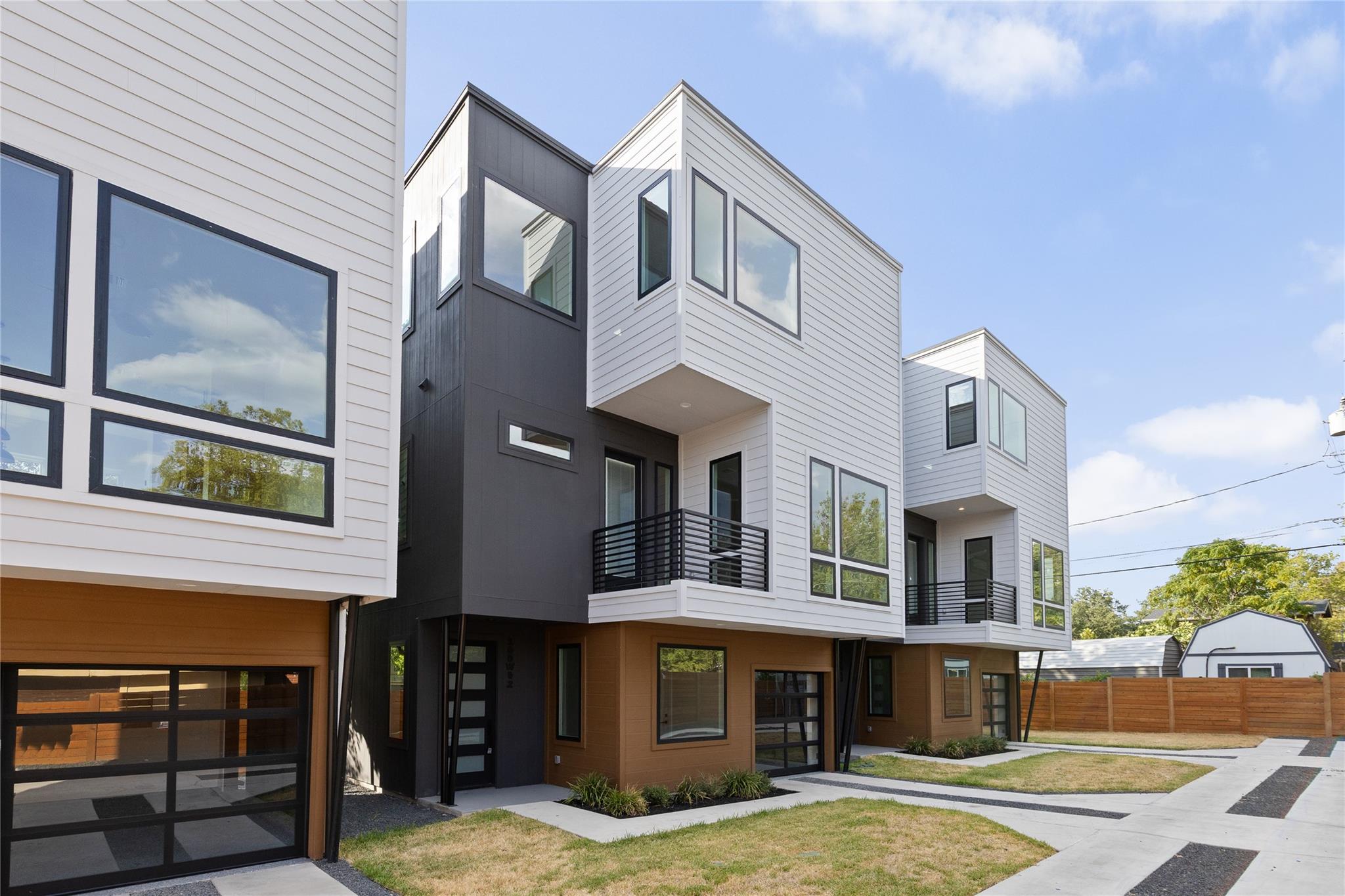 100 W Odell St  #2, Austin, TX 78752 — photo 1