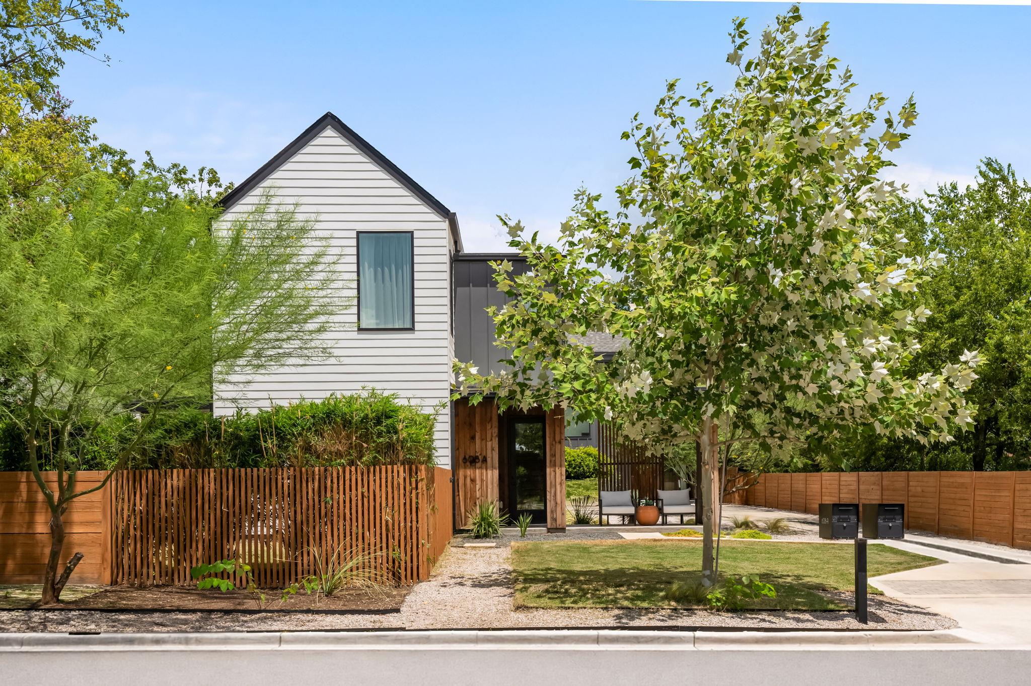 608  Brentwood St  #A, Austin, TX 78752 — photo 1
