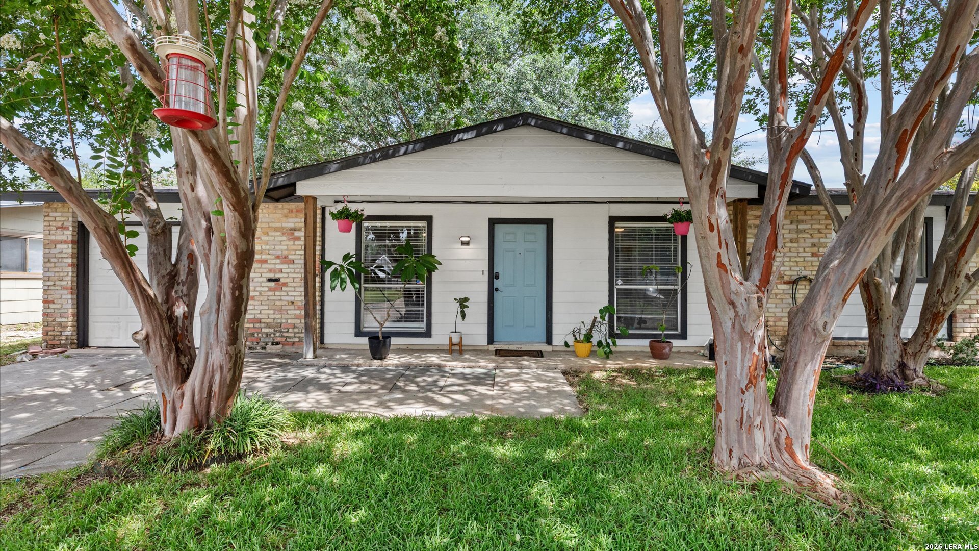 1025 Williamsburg, Schertz, TX 78154 — photo 1