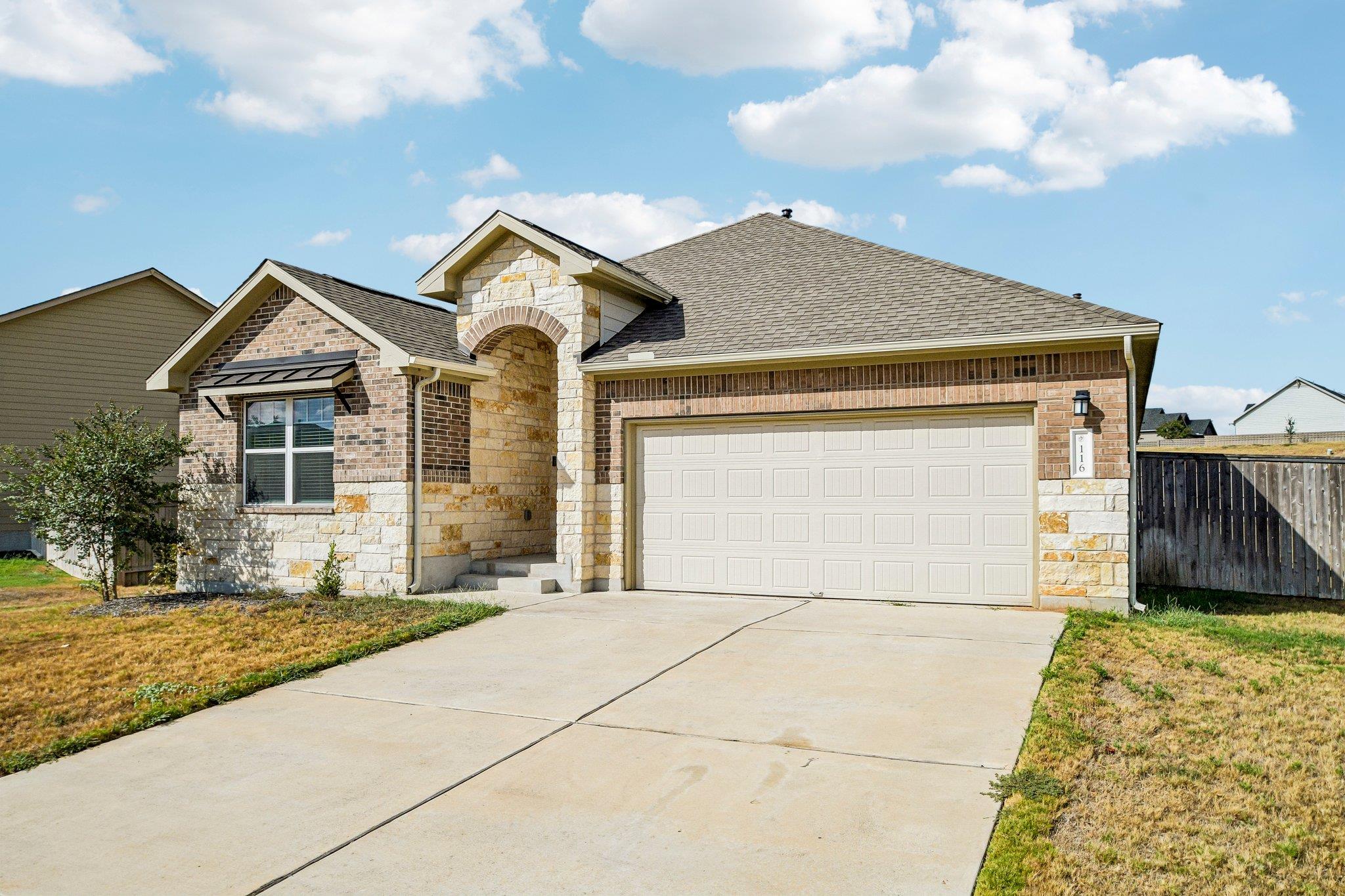 116  Joseph Hawkins Ln, Bastrop, TX 78602 — photo 1
