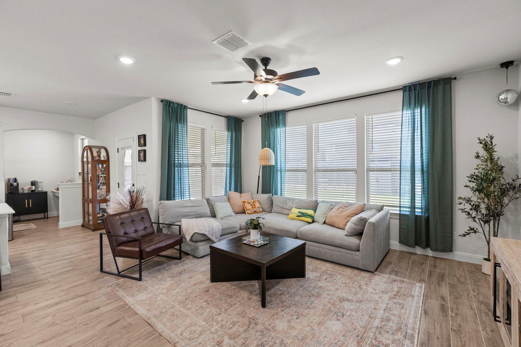 330 Purple Heart Dr, Buda, TX 78610 — photo 1