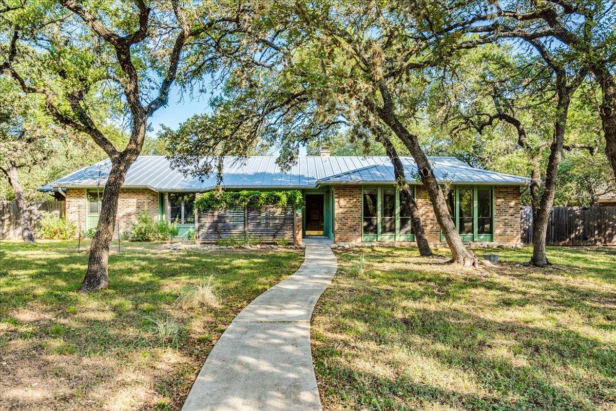 904  Willow Creek Cir, San Marcos, TX 78666 — photo 1