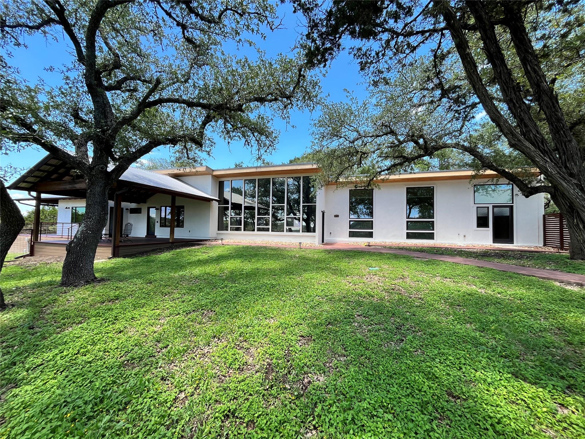 307 Mesa Dr, Wimberley, TX 78676 — photo 1