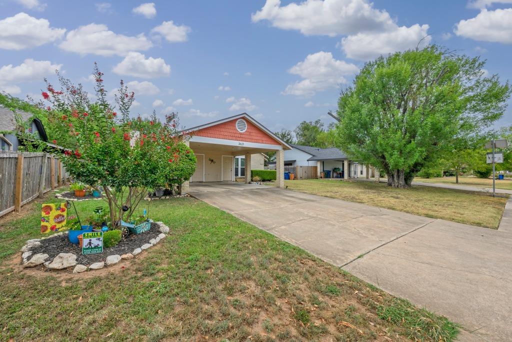 3621  Leafield Dr