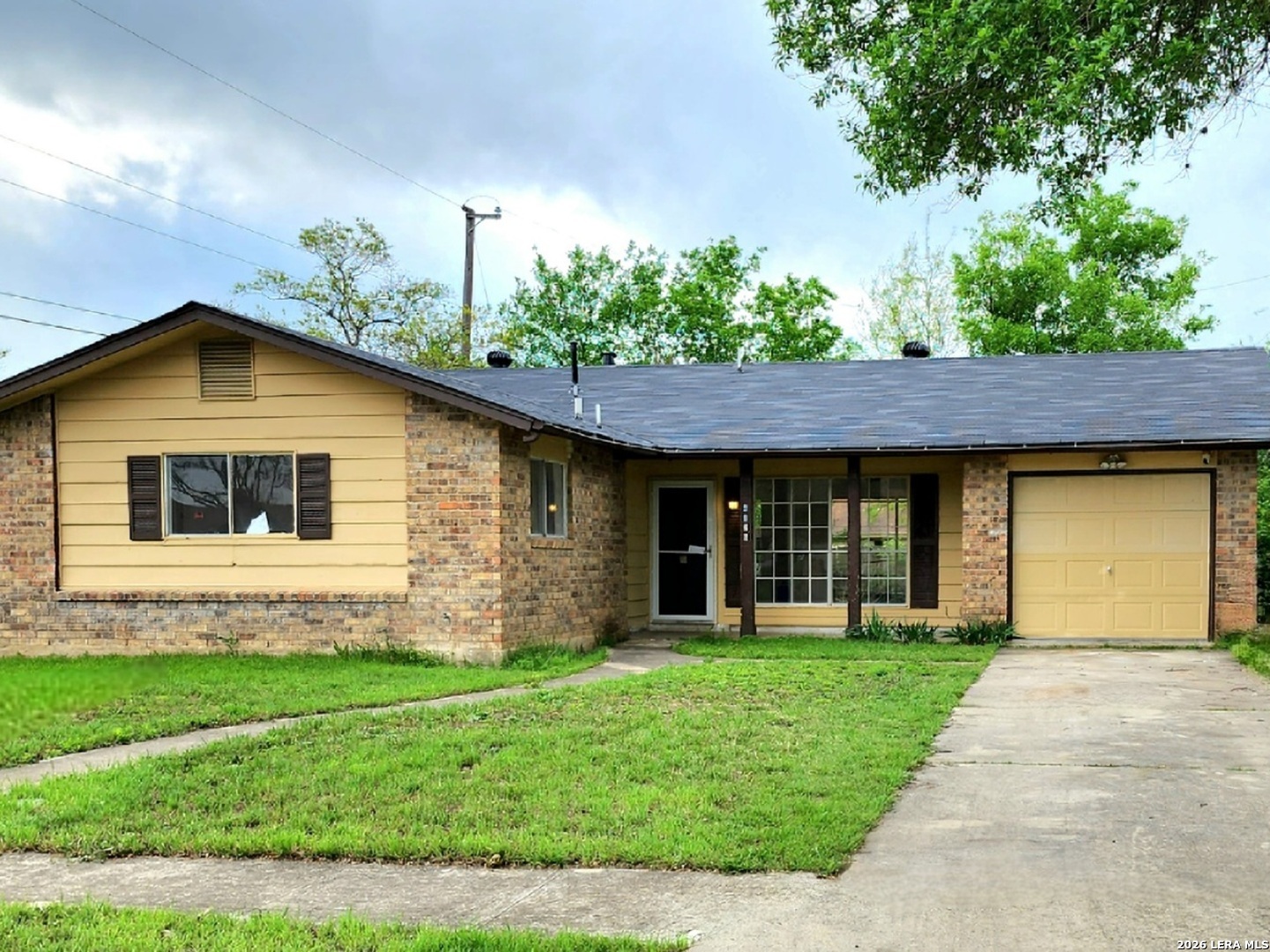 4426 Jamestown, San Antonio, TX 78220 — photo 1