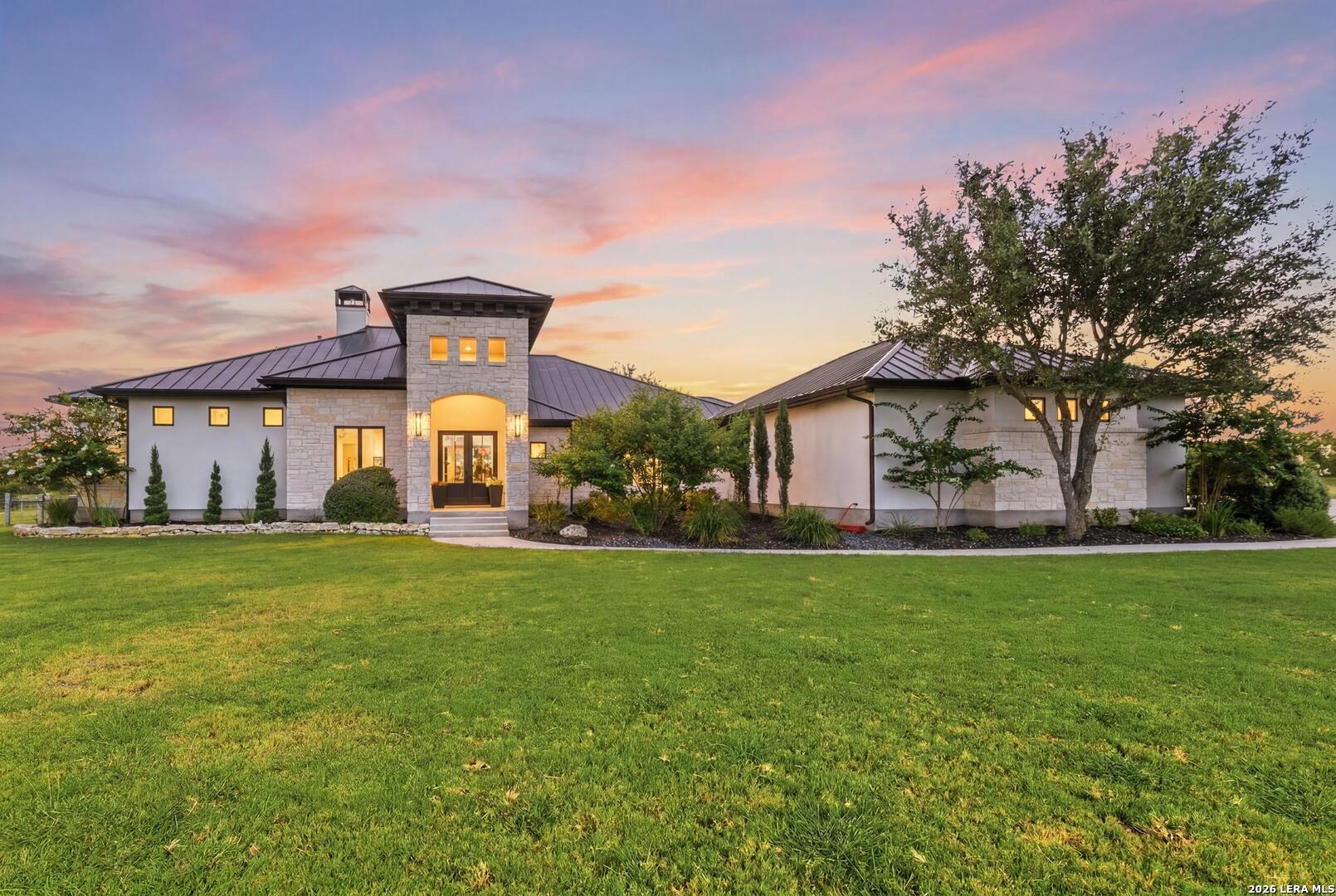 65 SABINAS RIDGE RD, Boerne, TX 78006 — photo 1