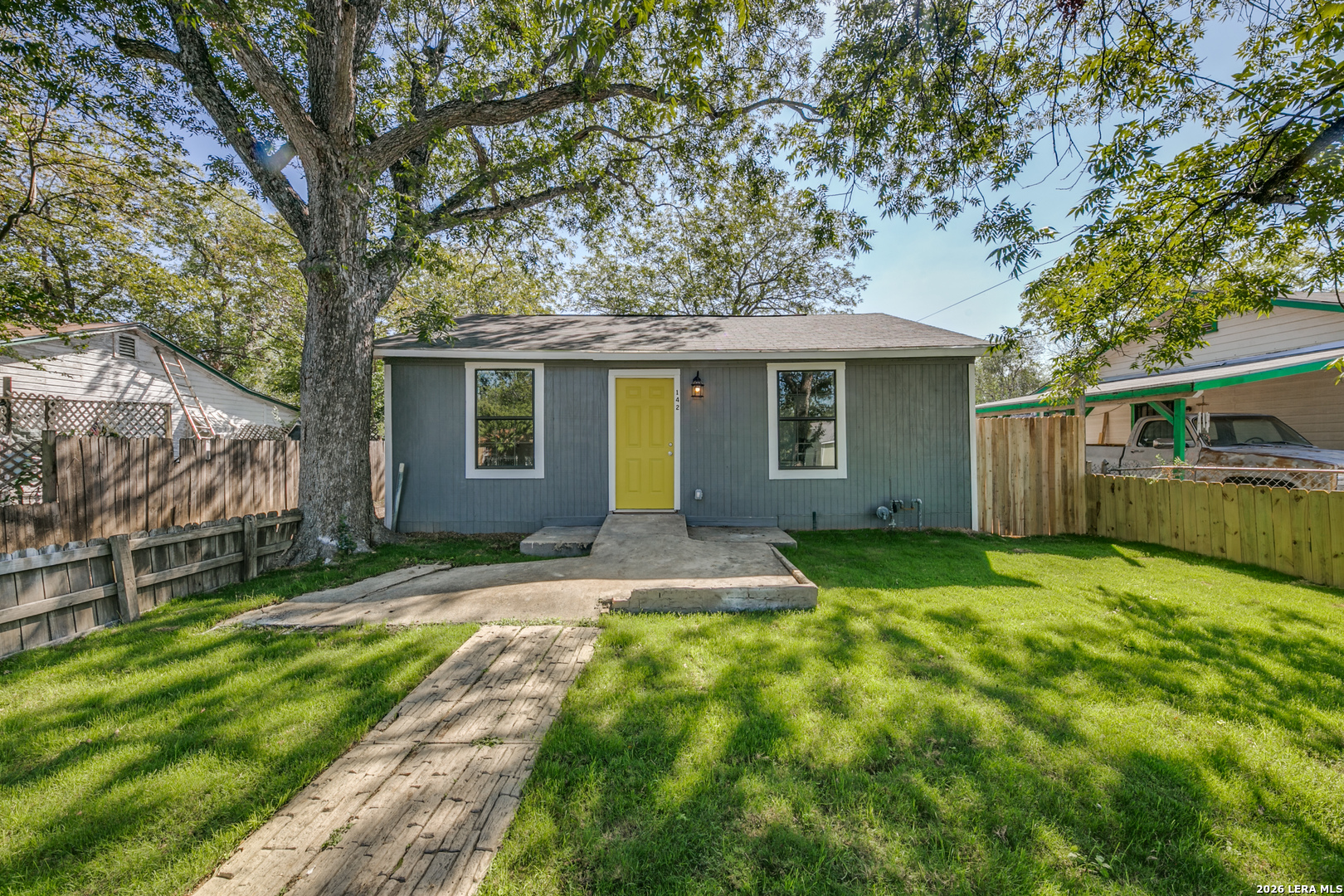 142 SARGENT ST, San Antonio, TX 78210 — photo 1