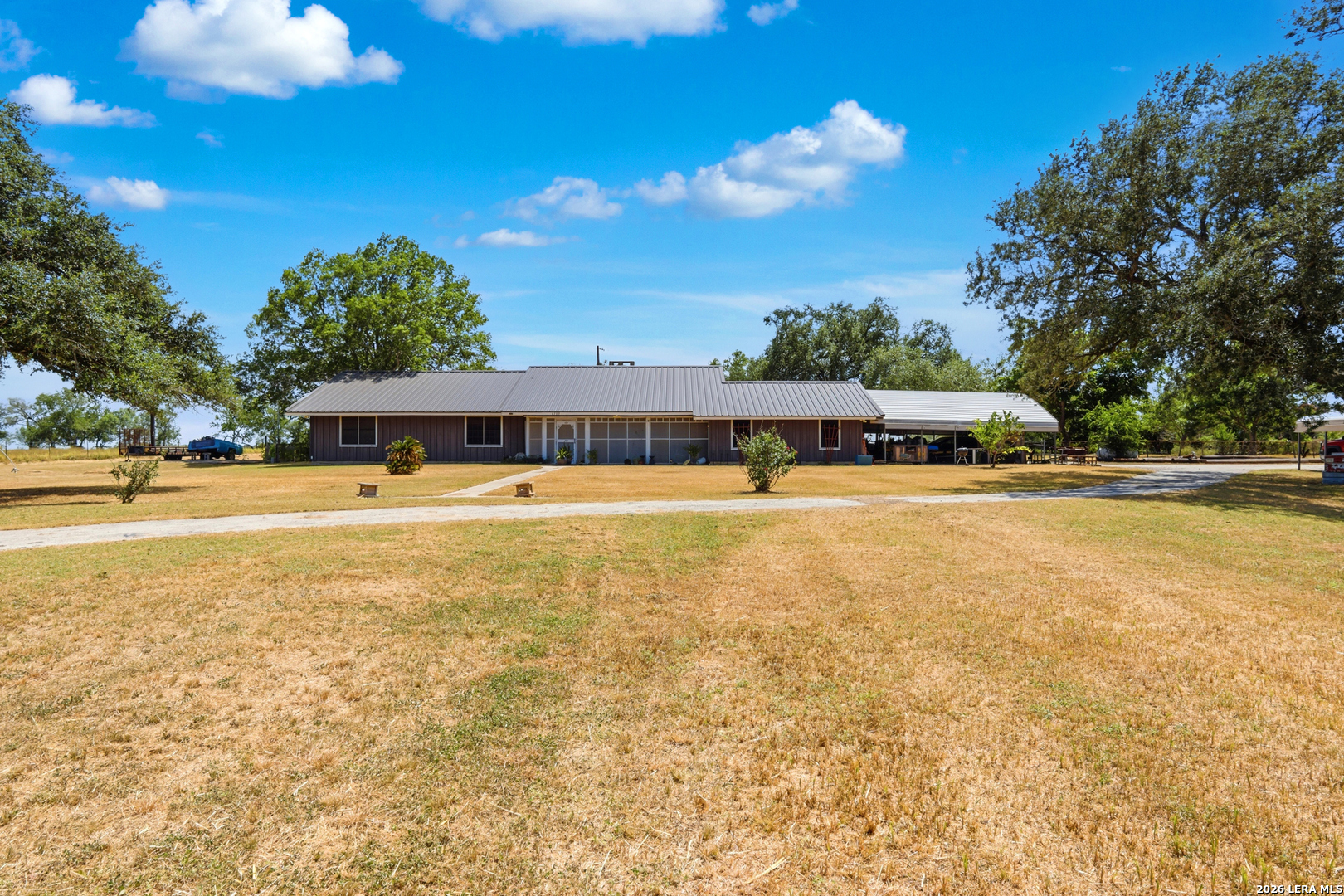 3777 San Marcos, Luling, TX 78648 — photo 1