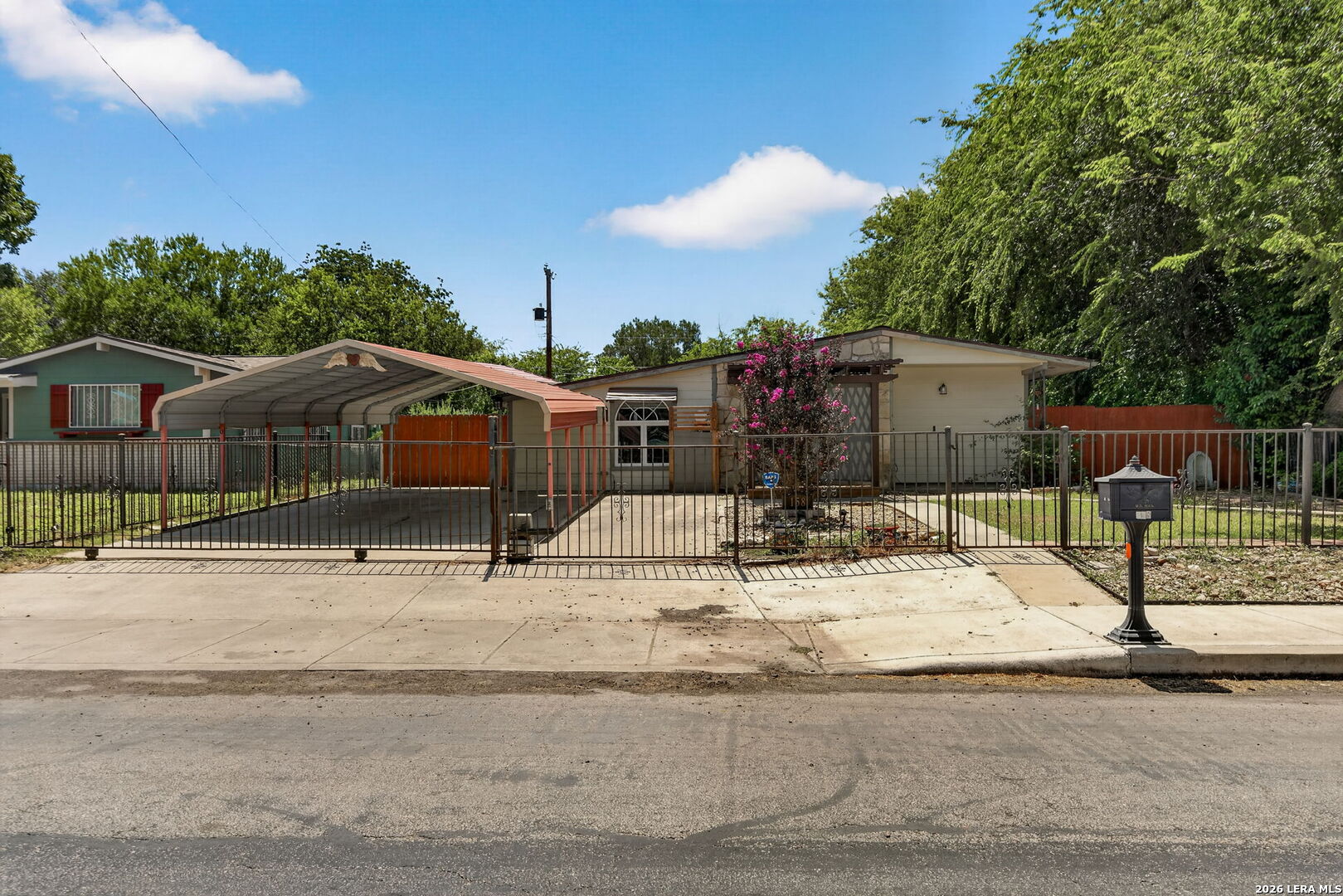 158 LELANI ST, San Antonio, TX 78242 — photo 1
