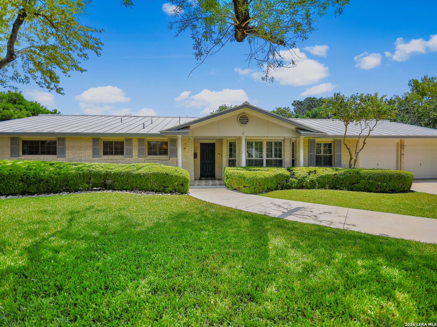 134 Meadowood Lane, San Antonio, TX 78216 — photo 1