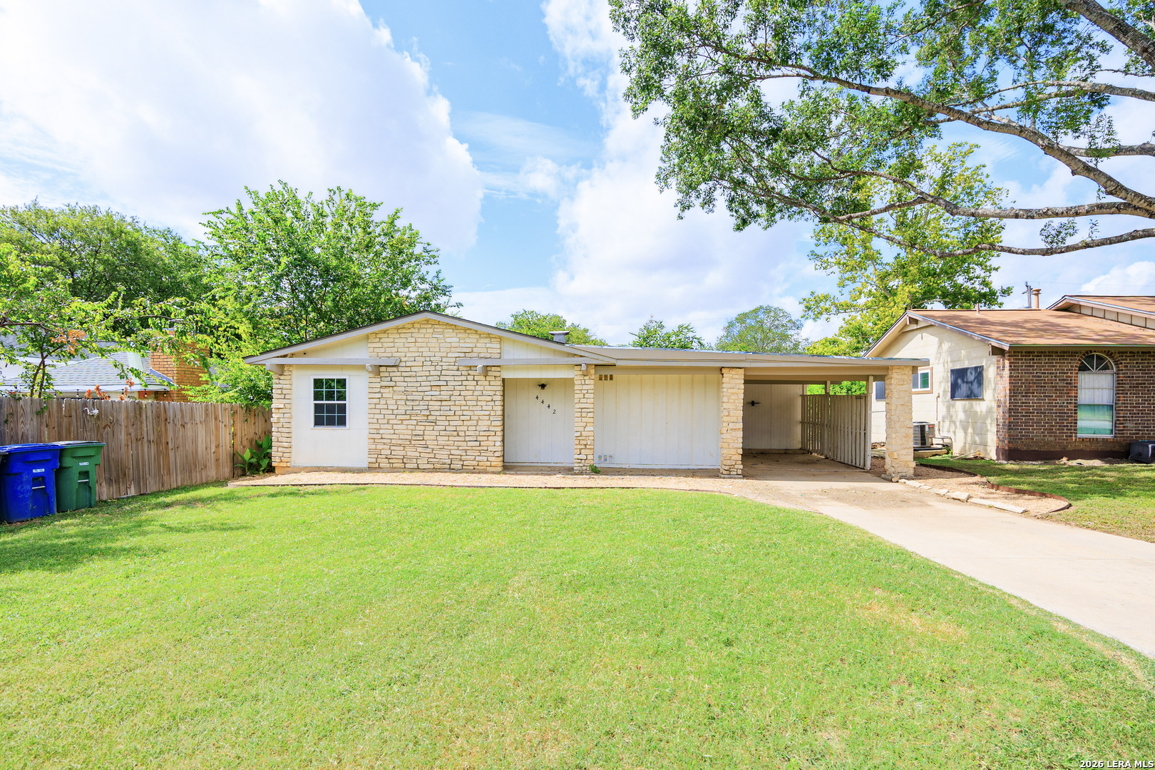 4442 SUMMER SUN LN, San Antonio, TX 78217 — photo 1