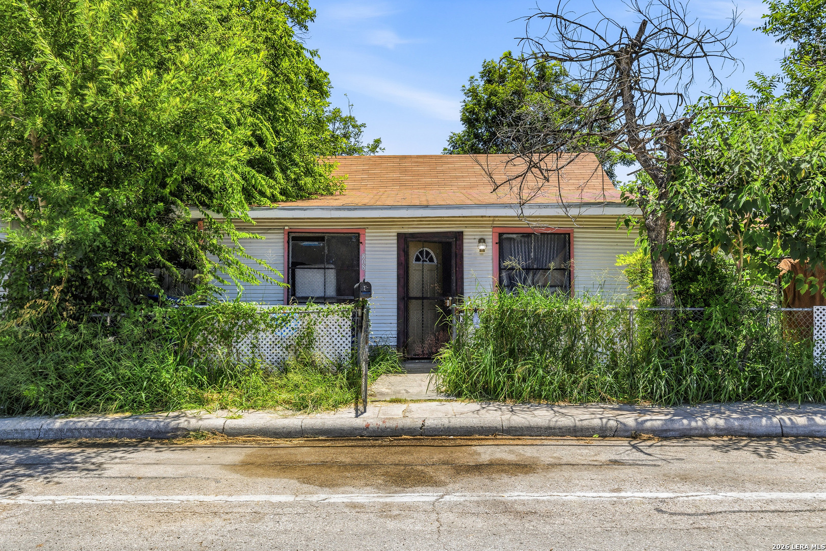 808 S Trinity, San Antonio, TX 78207 — photo 1