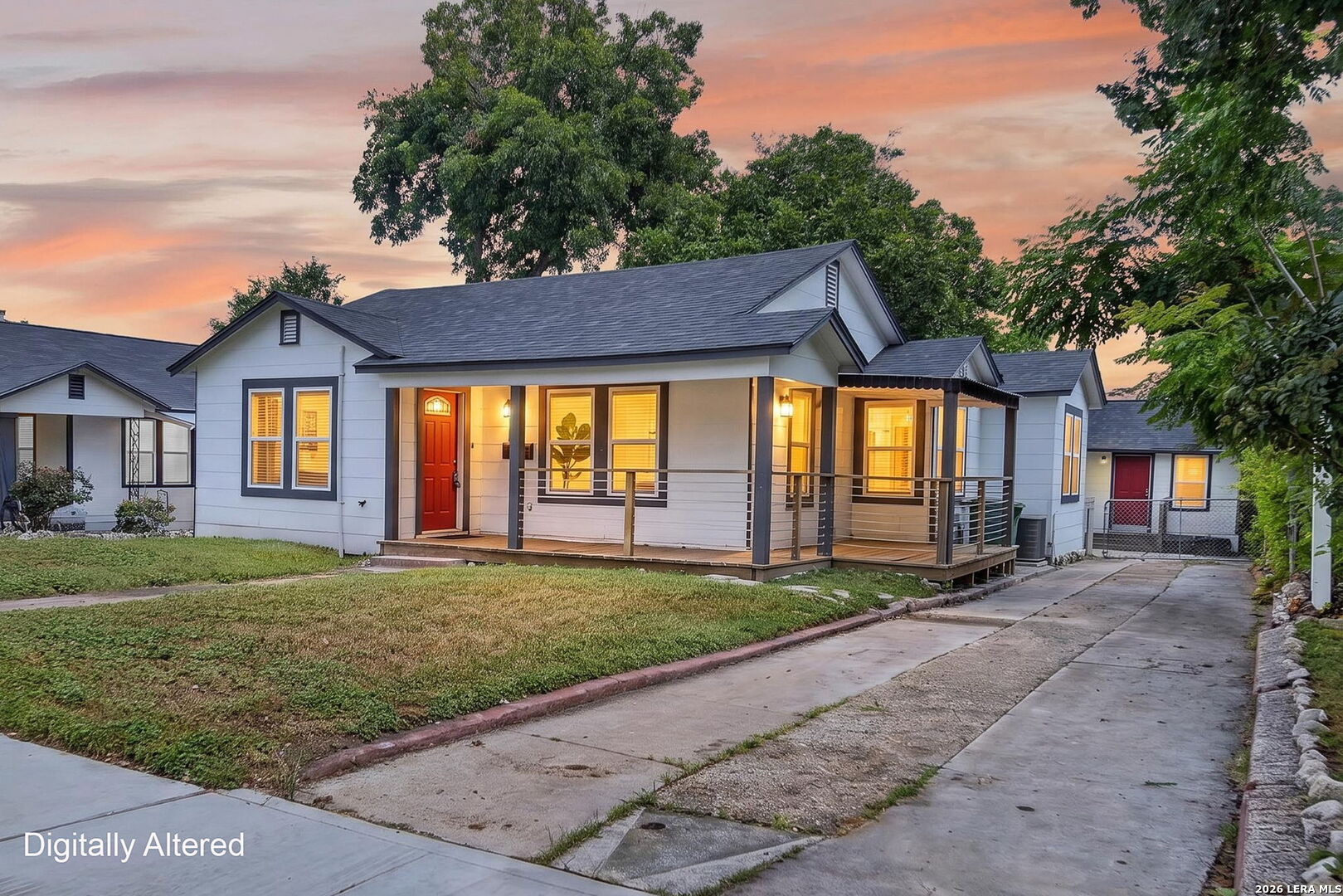 747 BAILEY AVE, San Antonio, TX 78210 — photo 1