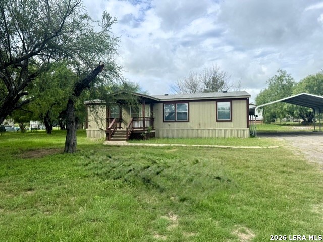 165 County Road 6751, Devine, TX 78016 — photo 1
