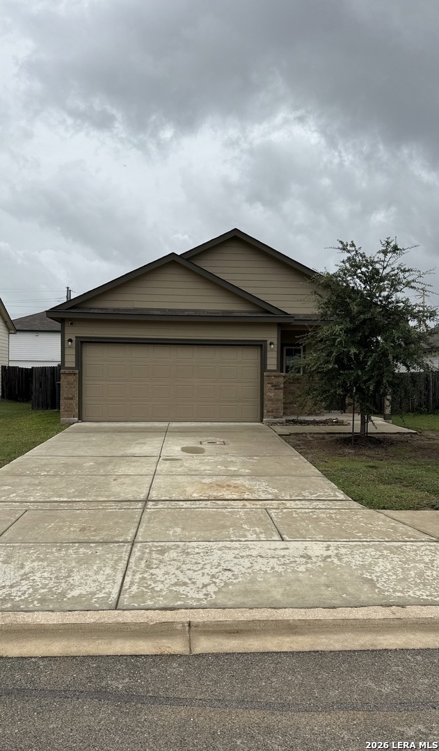 2417 Marty Way, Seguin, TX 78155 — photo 1