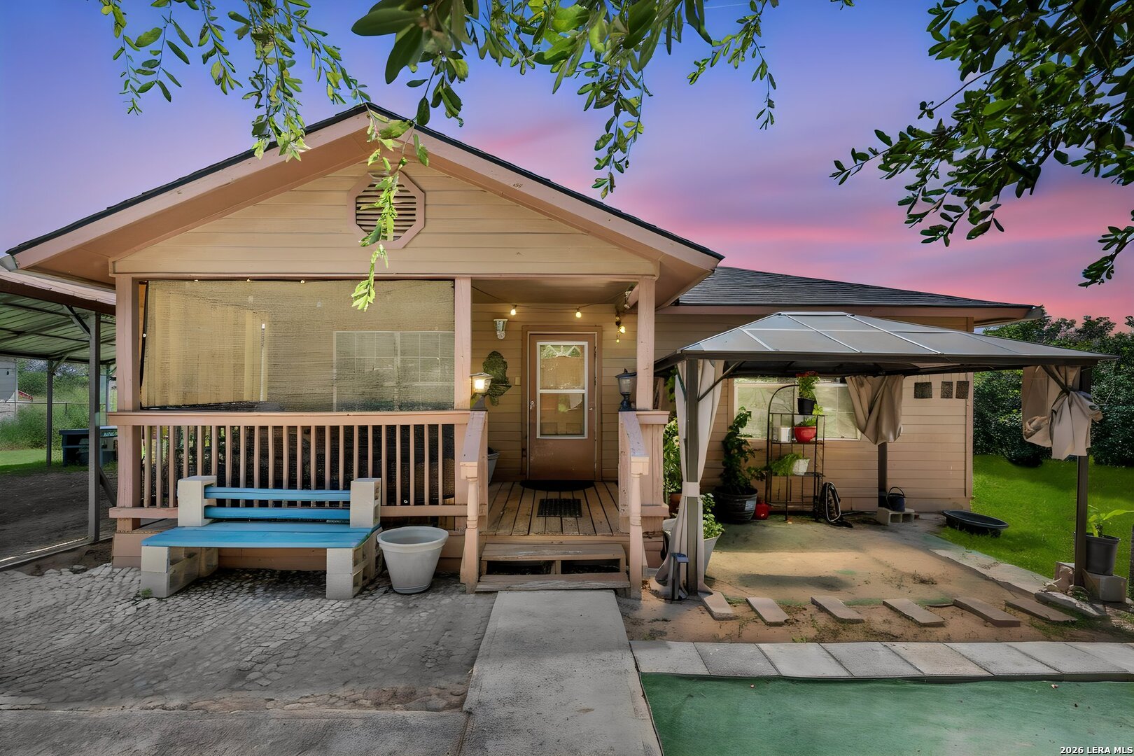 1520 OLD PLEASANTON RD, San Antonio, TX 78264 — photo 1