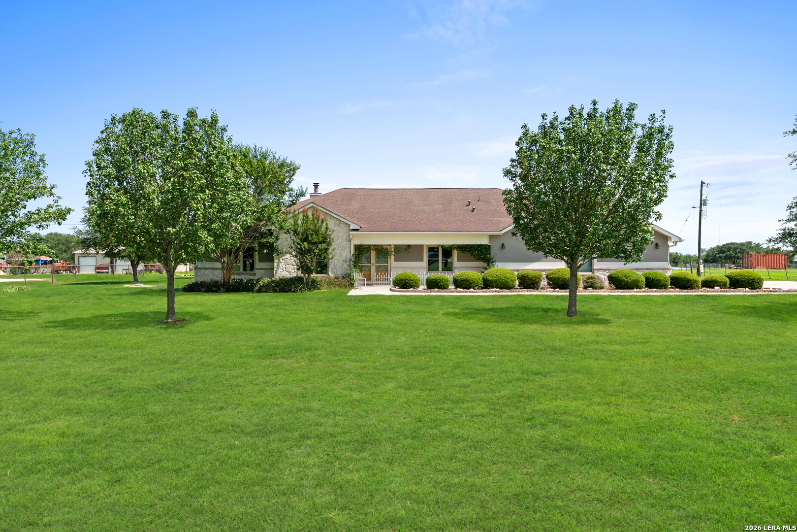 1143 CODY LN, Marion, TX 78124 — photo 1