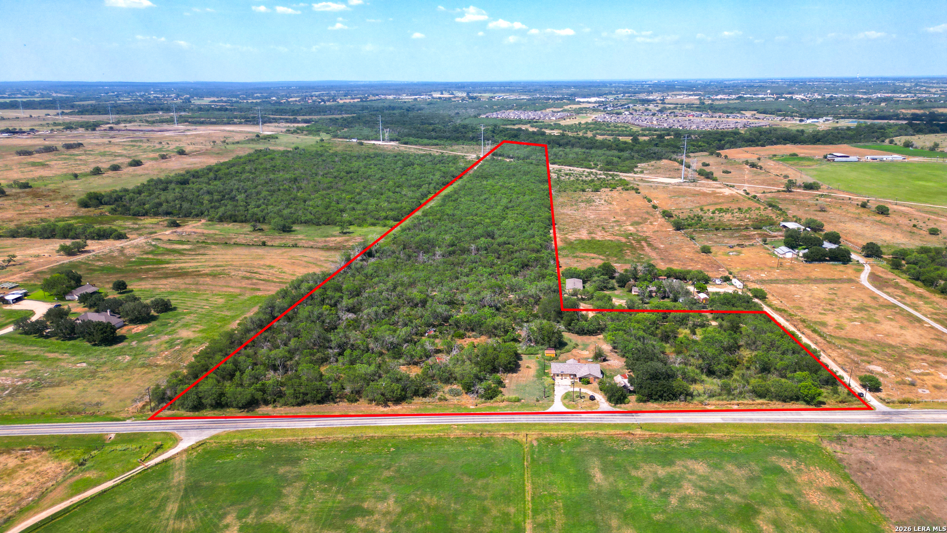 150 Fm 1303, Floresville, TX 78114 — photo 1