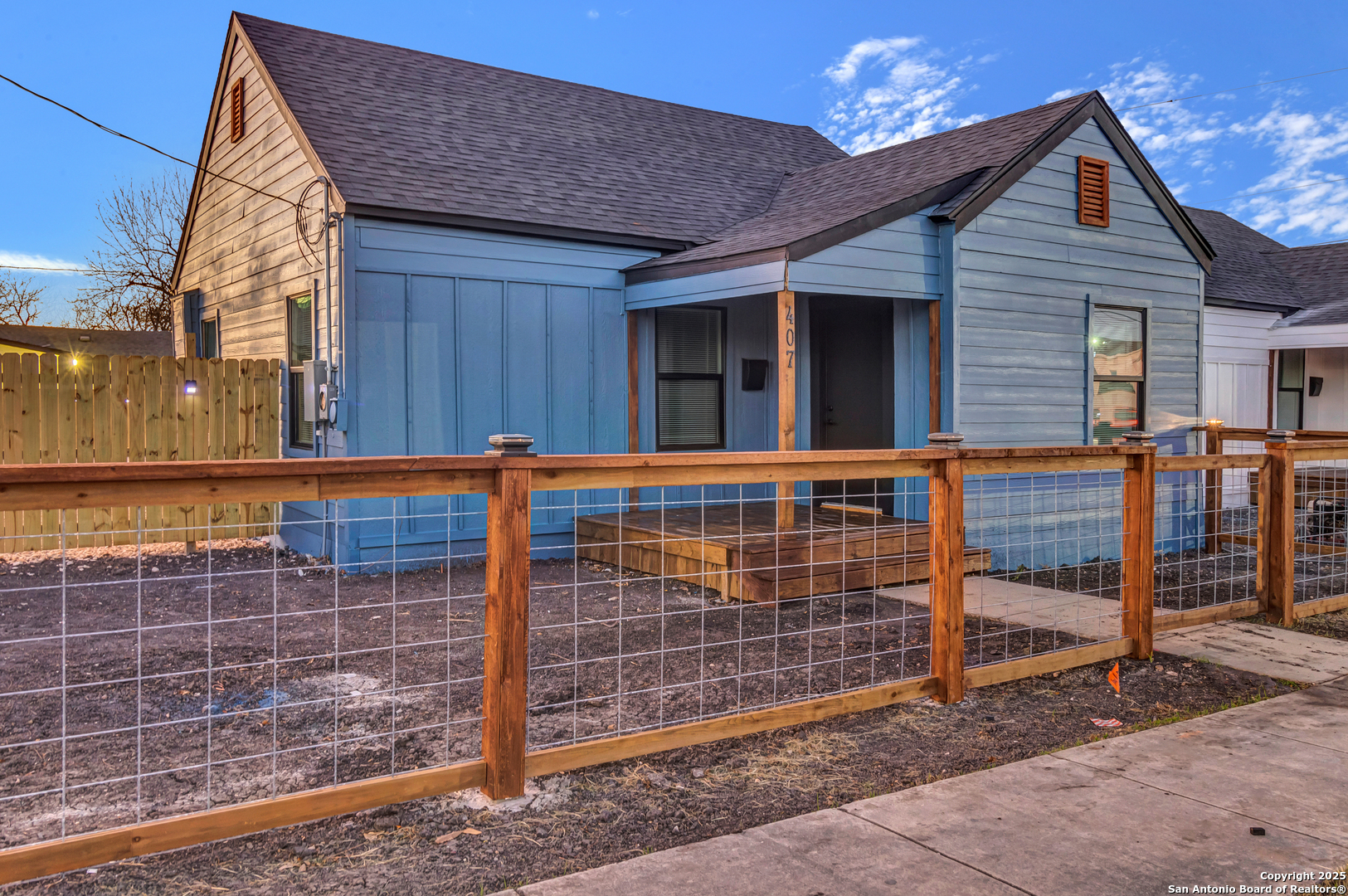1803 Texas, San Antonio, TX 78228 — photo 1