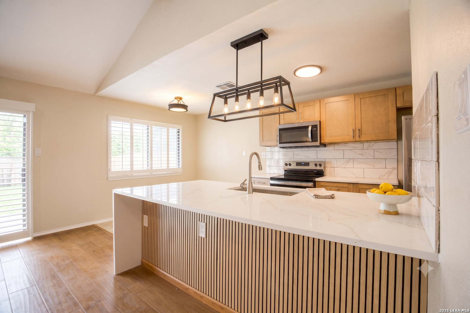 6202 RIDGE ARBOR ST, San Antonio, TX 78250 — photo 1