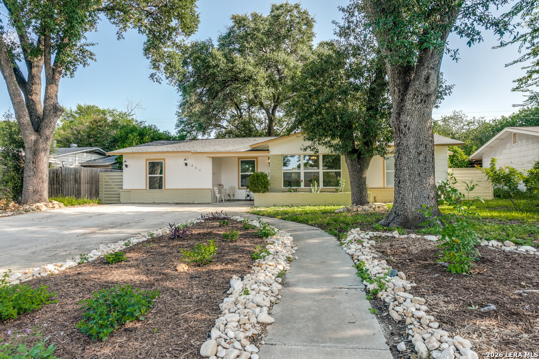 451 Hialeah Ave, San Antonio, TX 78218 — photo 1