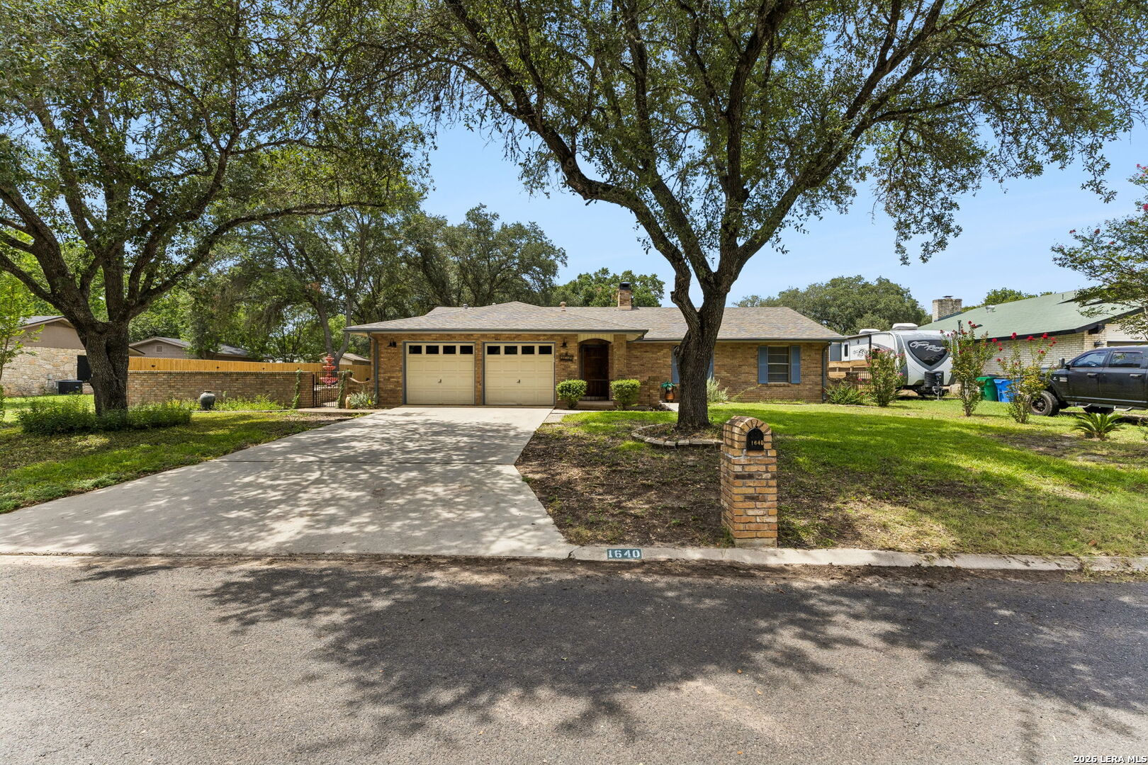 1640 WILLOW LN, Seguin, TX 78155 — photo 1
