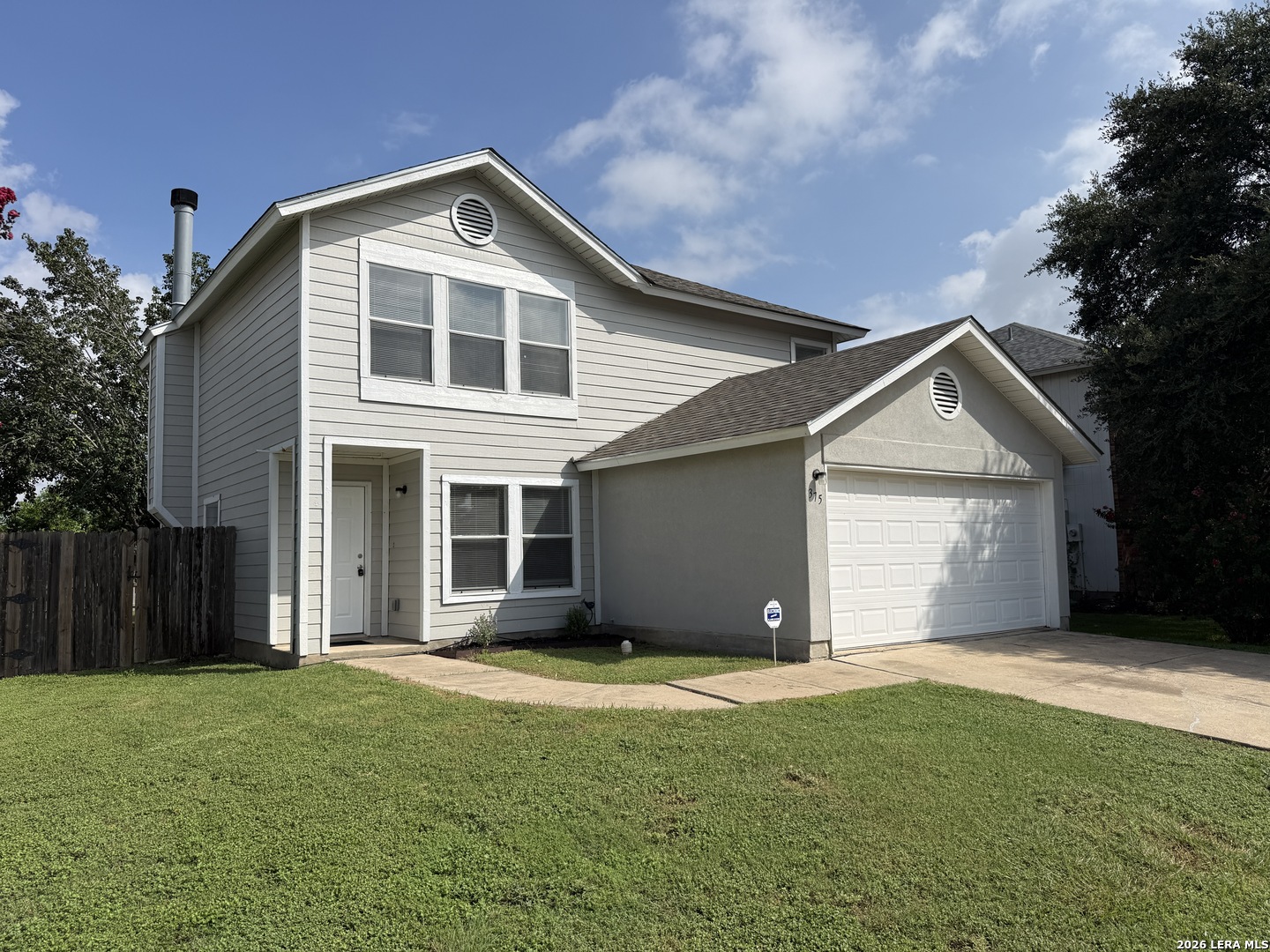 375 STONE PT, New Braunfels, TX 78130 — photo 1