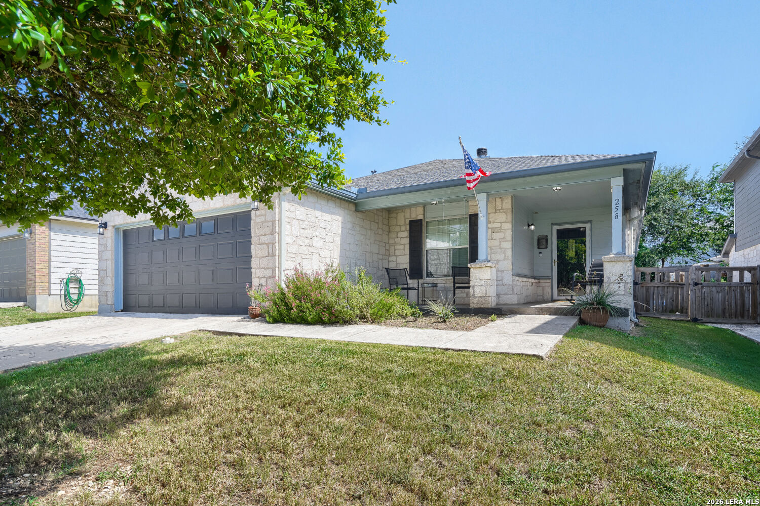 258 JORDAN PL, Boerne, TX 78006 — photo 1