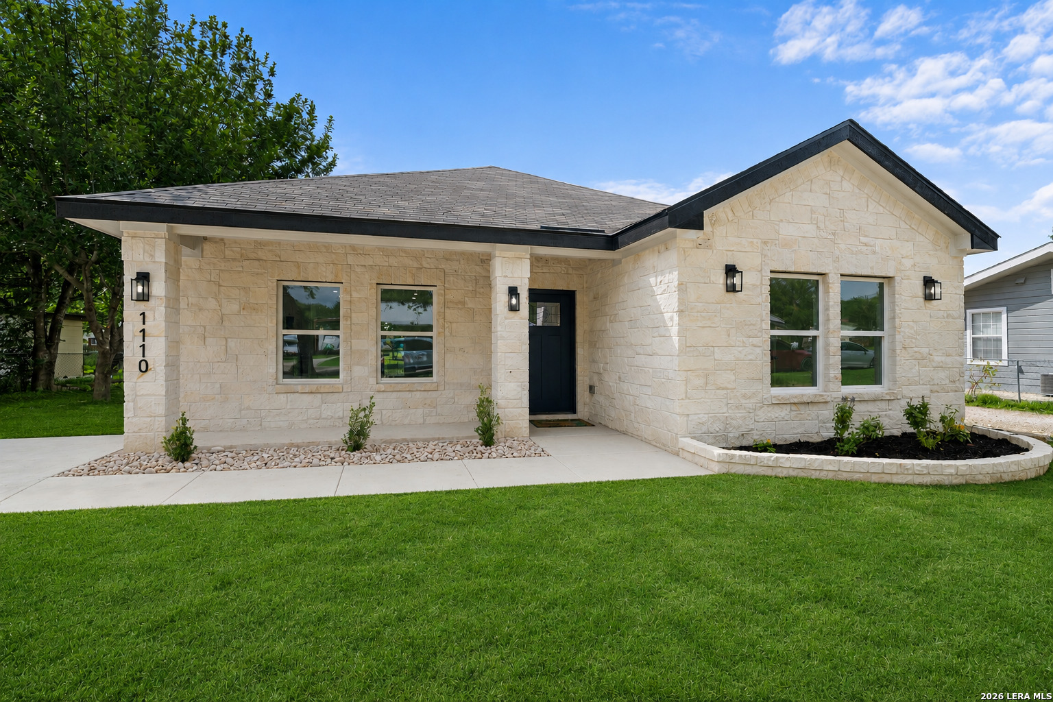 1110 Florence St, Castroville, TX 78009 — photo 1