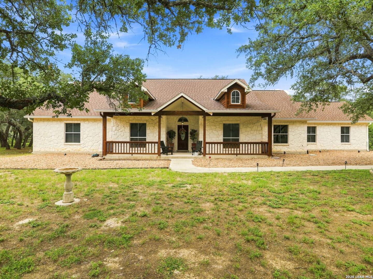 316 GOVERNORS DR, Floresville, TX 78114 — photo 1