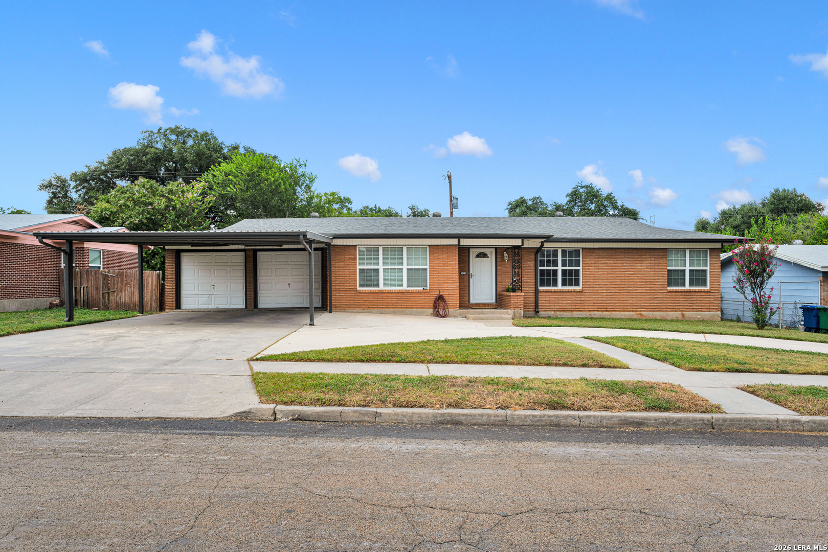 523 Freiling, San Antonio, TX 78213 — photo 1