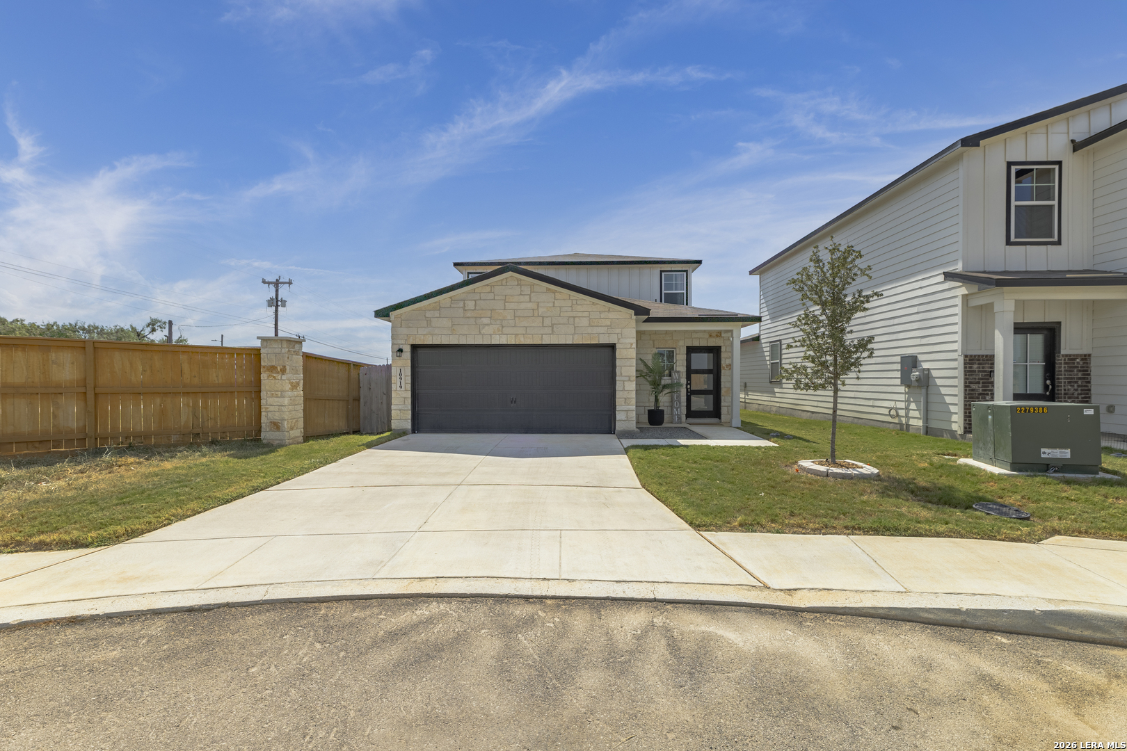 10919 Apple Dumpling Grv, San Antonio, TX 78224 — photo 1