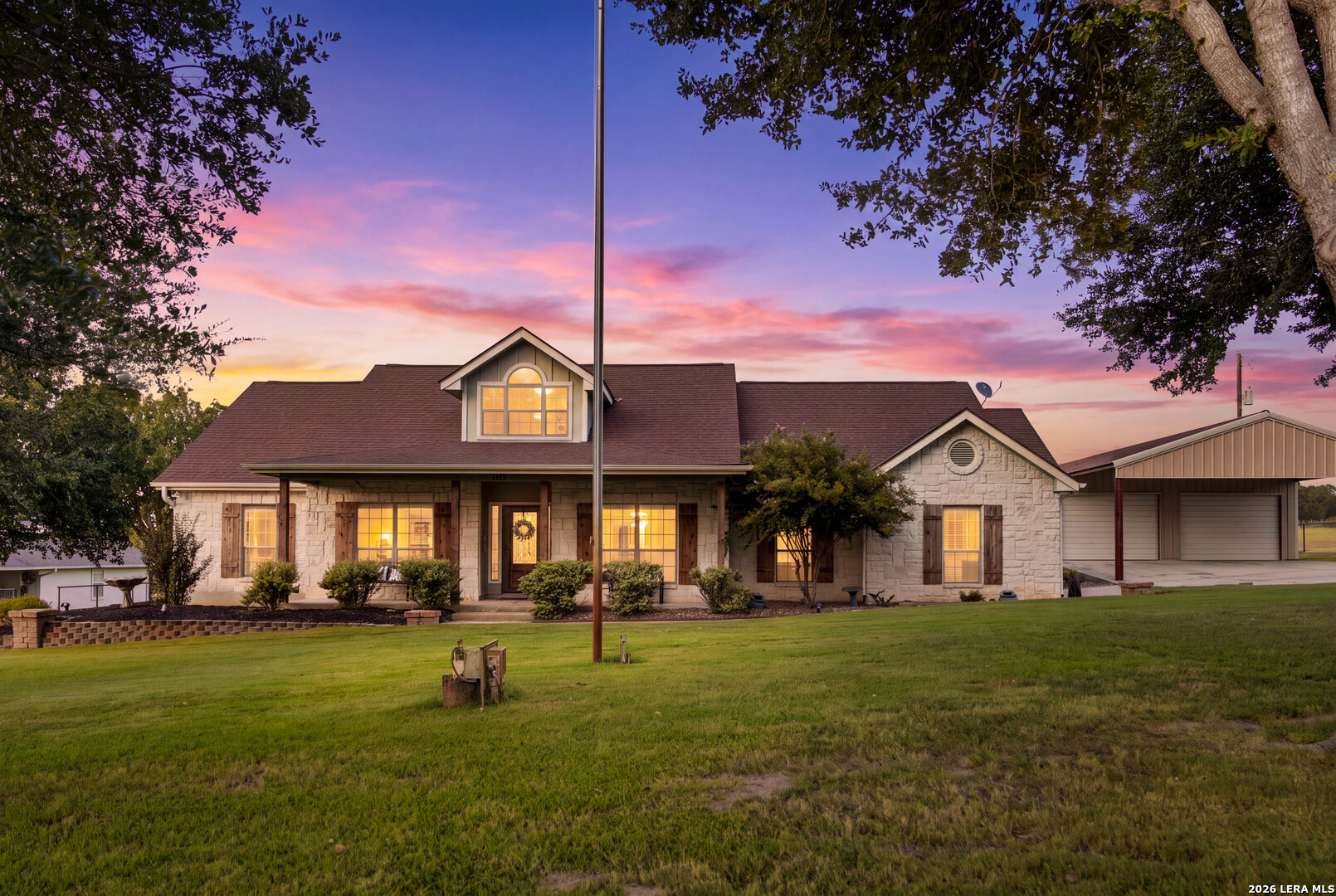 1413 Country Hills Drive, La Vernia, TX 78121 — photo 1